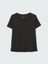 Women Merino T-Shirt Baselayer in Raven Black - Seeker