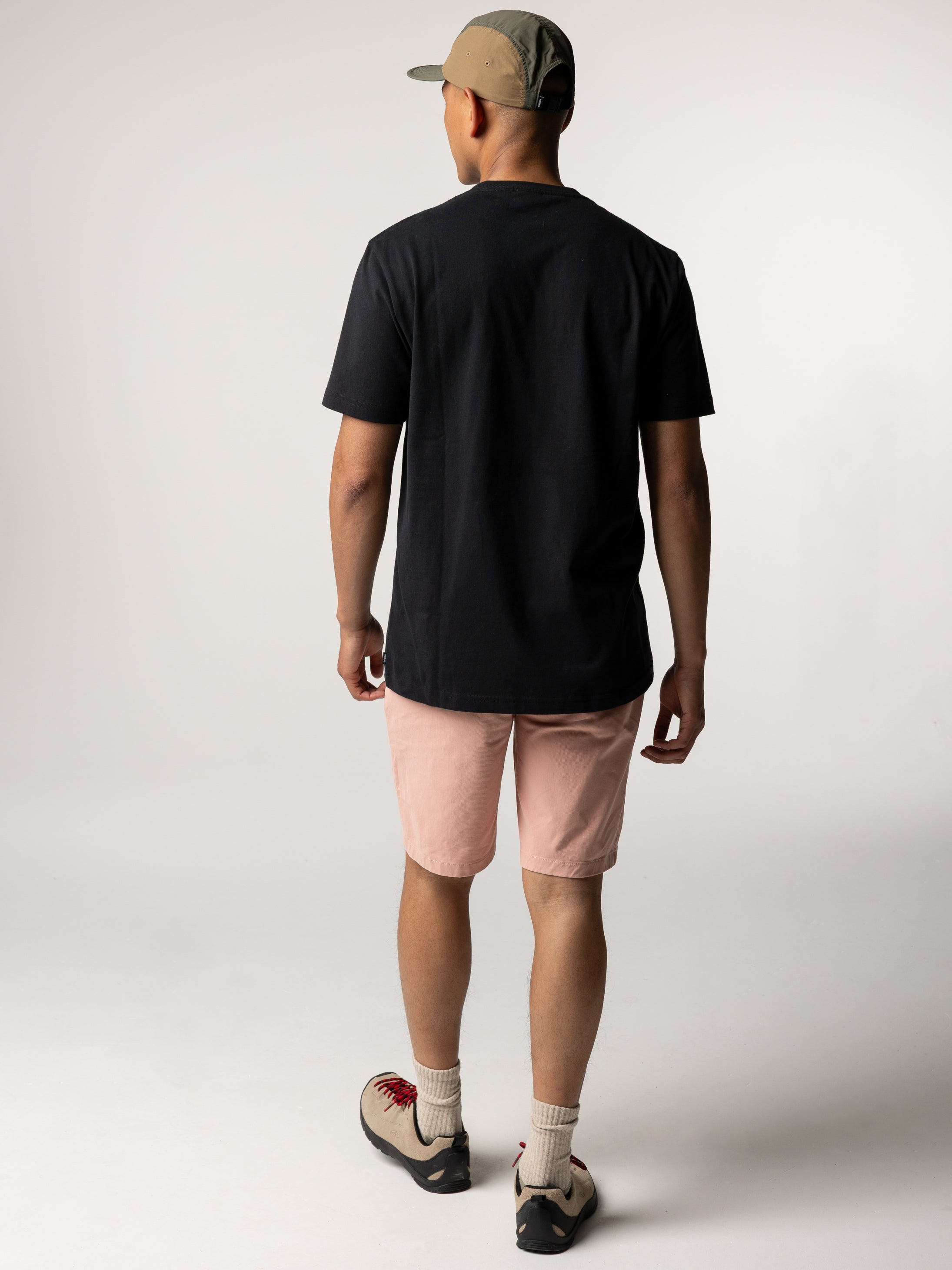Men Harlyn Logo T-Shirt in Black