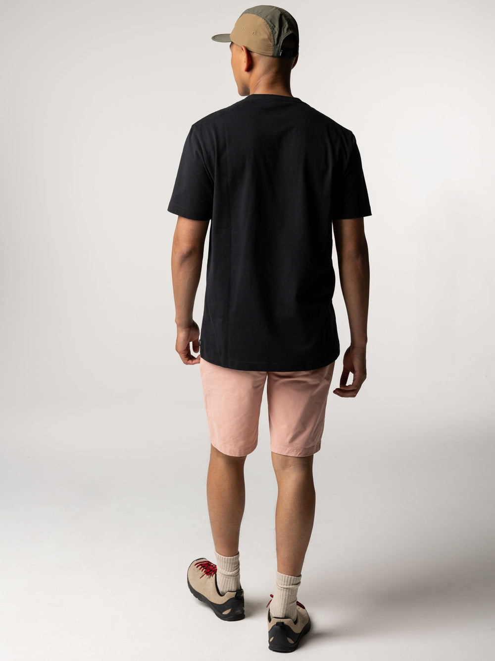 Men Harlyn Logo T-Shirt in Black
