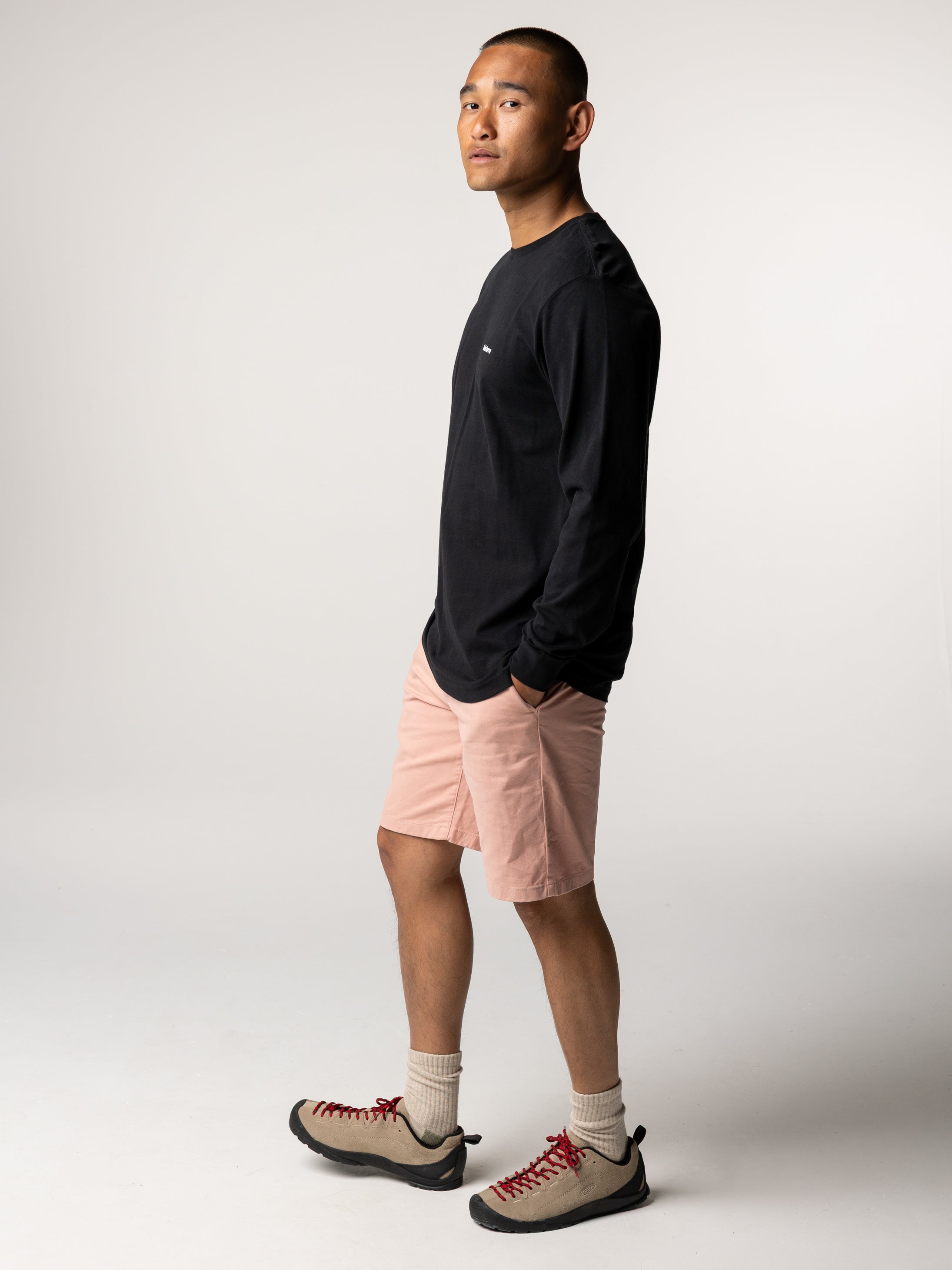 Men Harlyn Logo Long Sleeve T-Shirt in Black