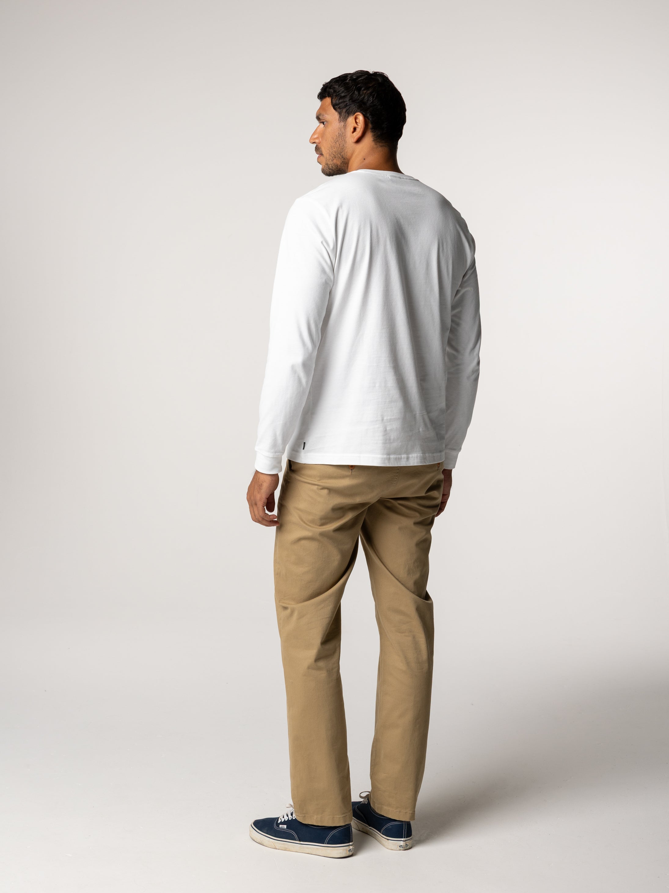 Men Harlyn Logo Long Sleeve T-Shirt in White