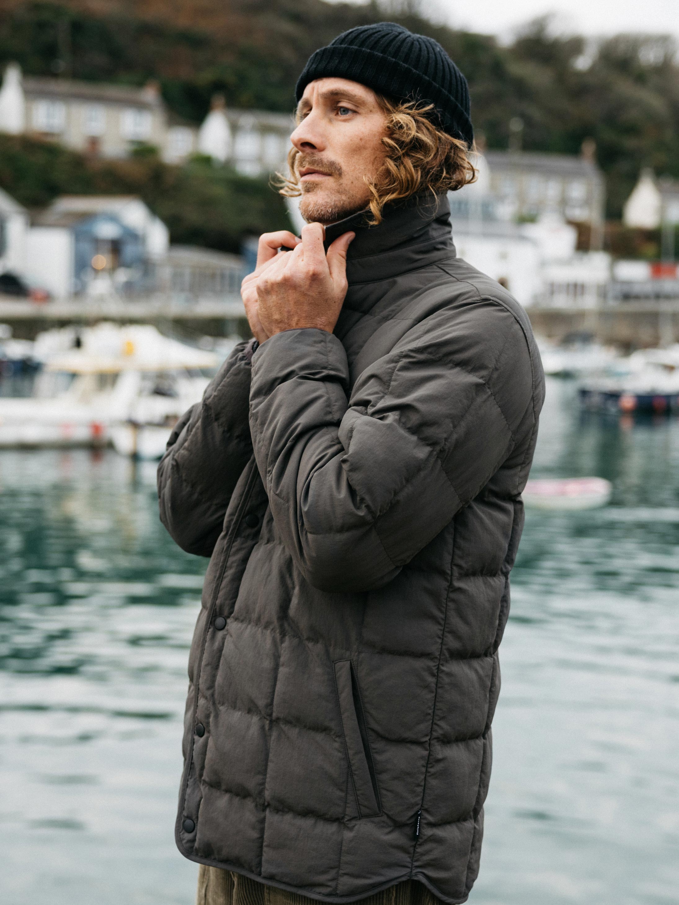 Men Lapwing Shirt in Raven