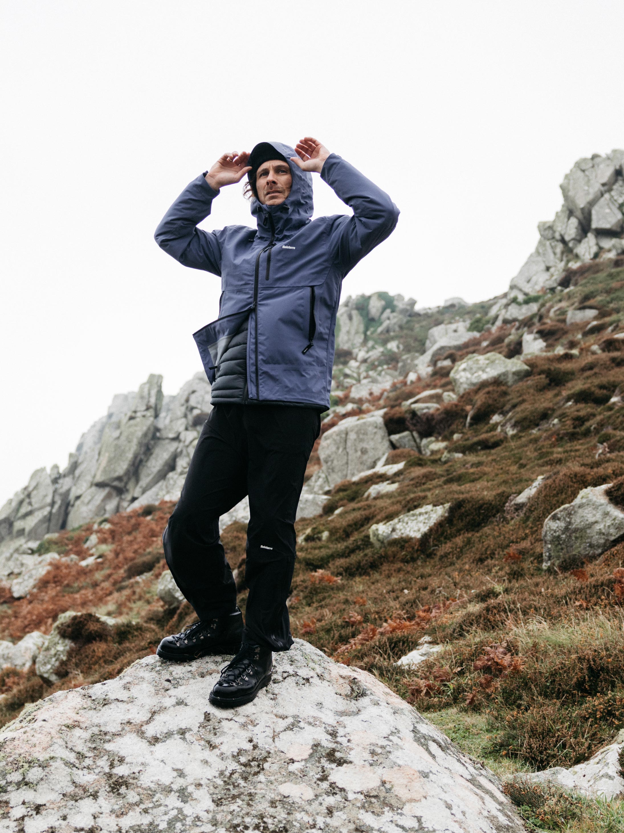 Men Stormbird Waterproof Jacket in Midnight