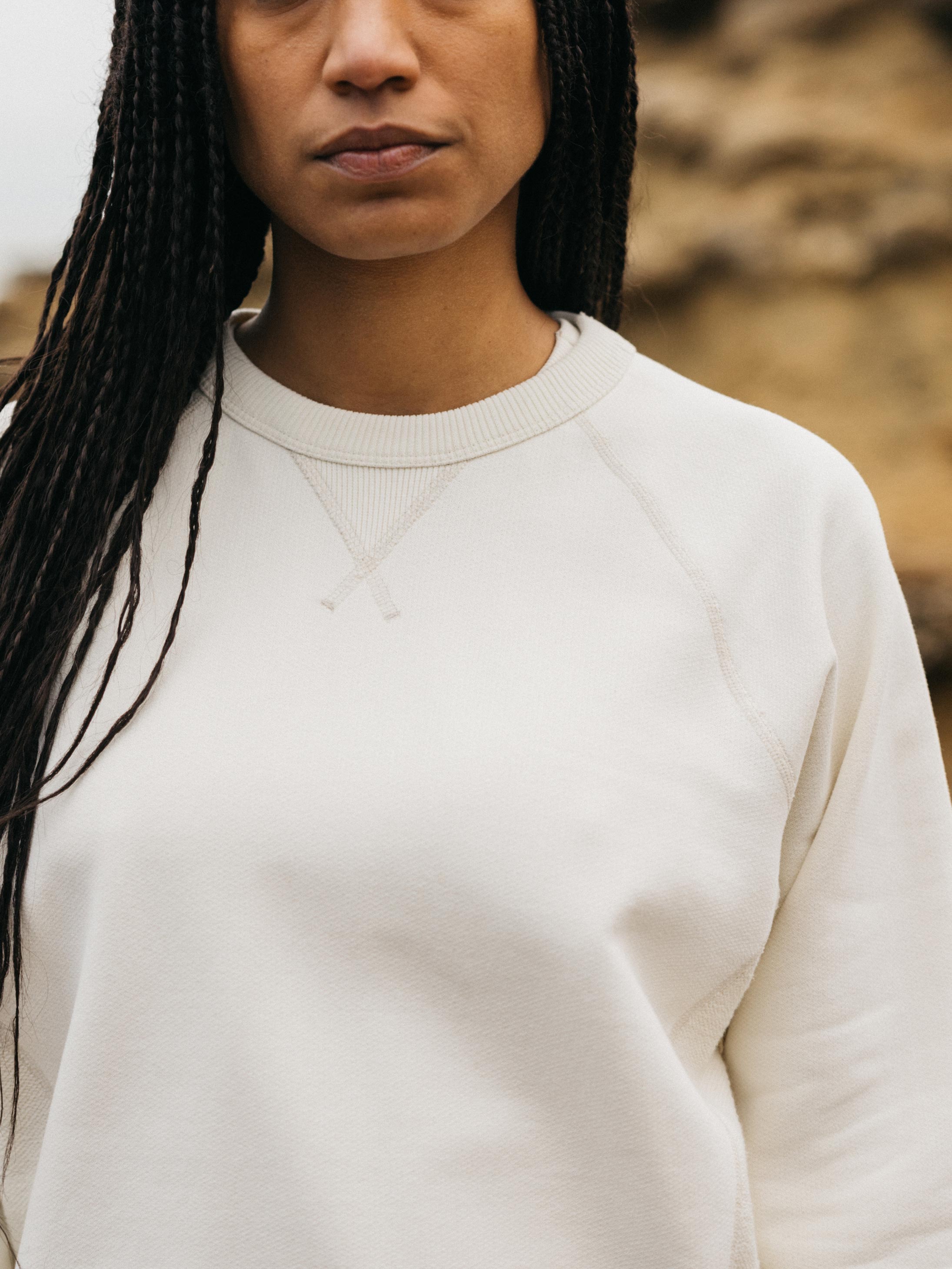 Women Organic Retro Sweatshirt in Ecru - Serpentine