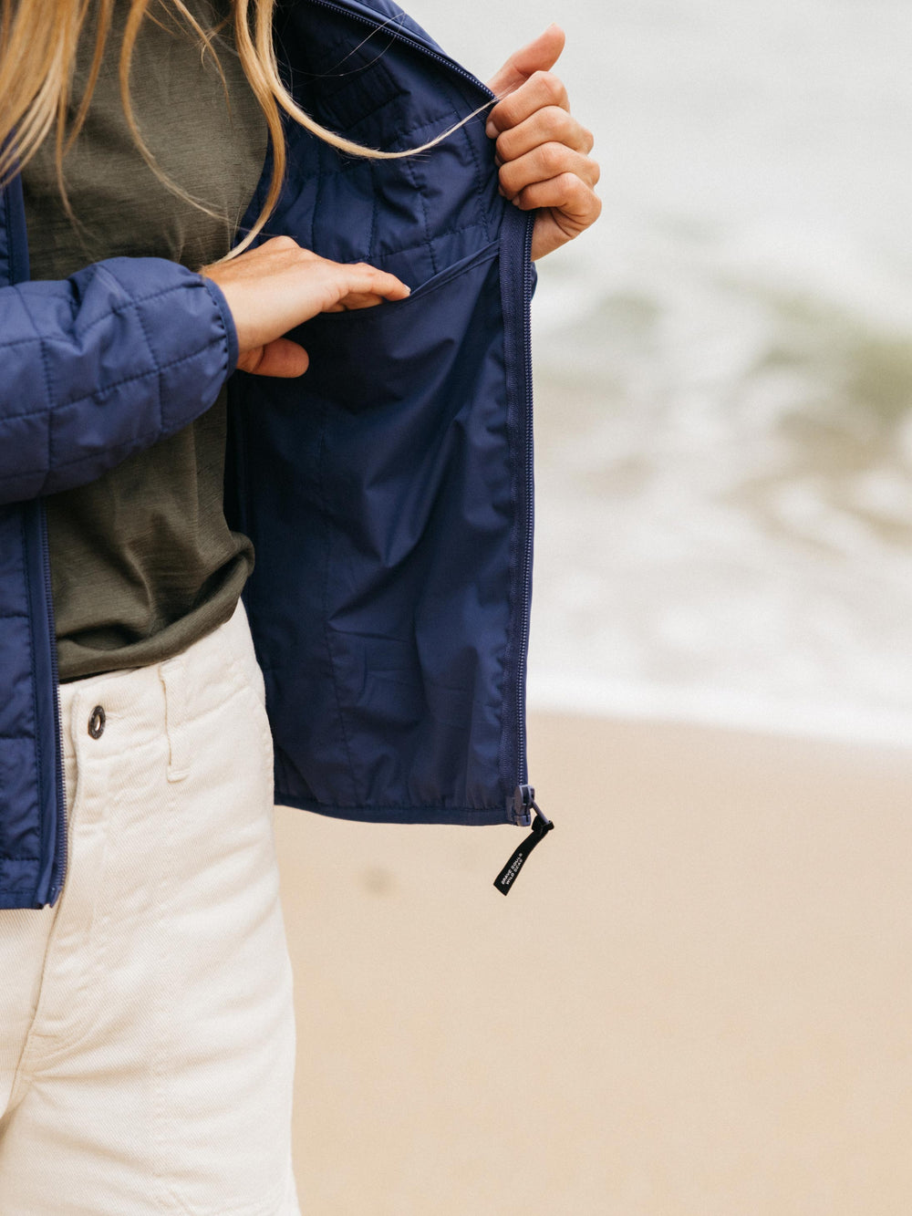 Women Insulated Jacket in Navy - Firecrest