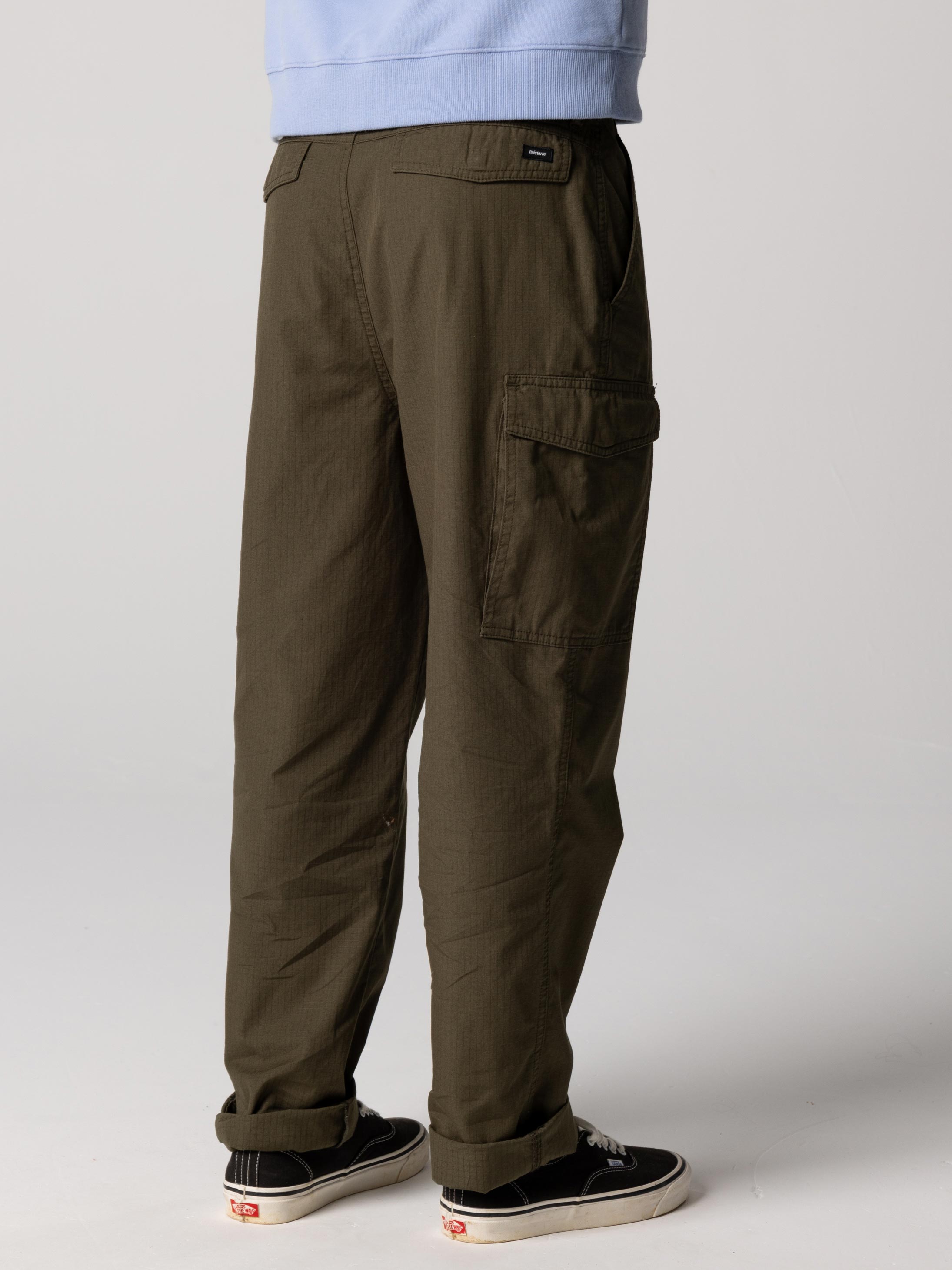 Men Organic Cotton Cargo Trouser in Olive - Clipper