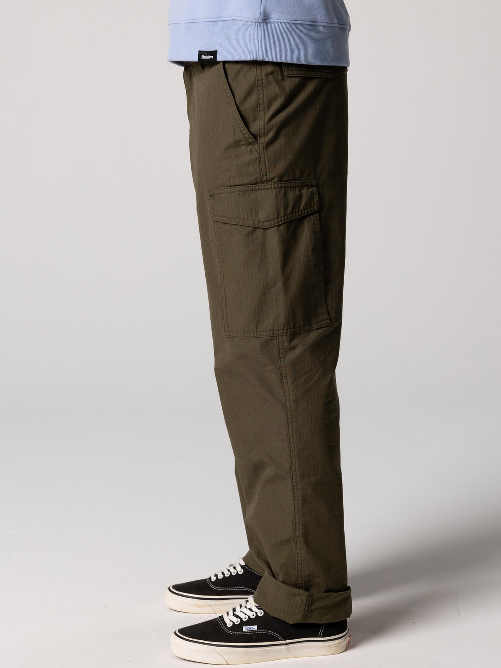 Men Organic Cotton Cargo Trouser in Olive - Clipper