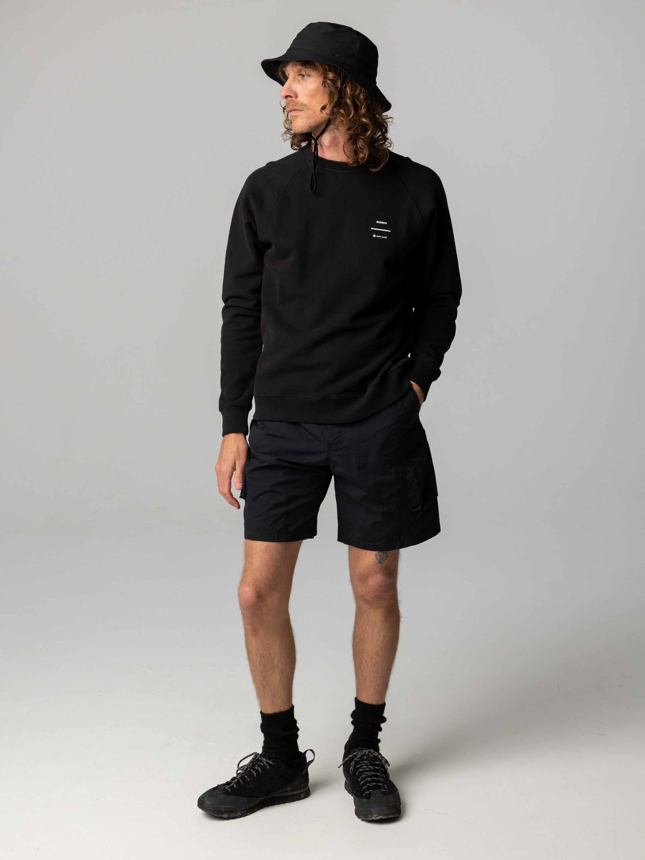 Men Snow Peak + Finisterre Organic Sweatshirt in Black
