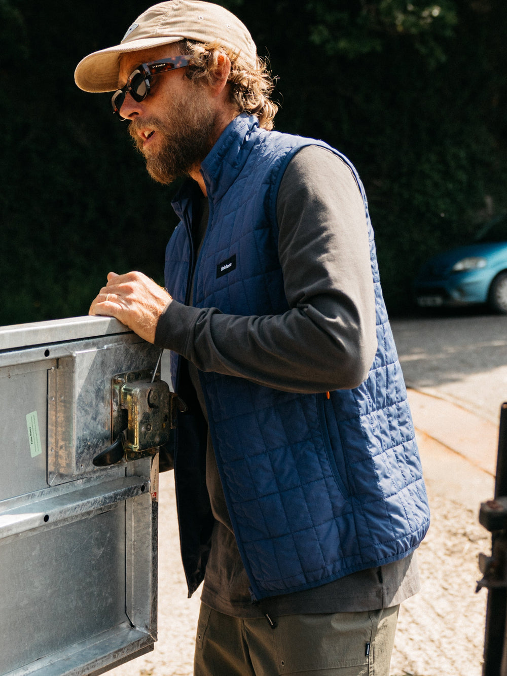 Men Insulated Gilet in Navy - Firecrest