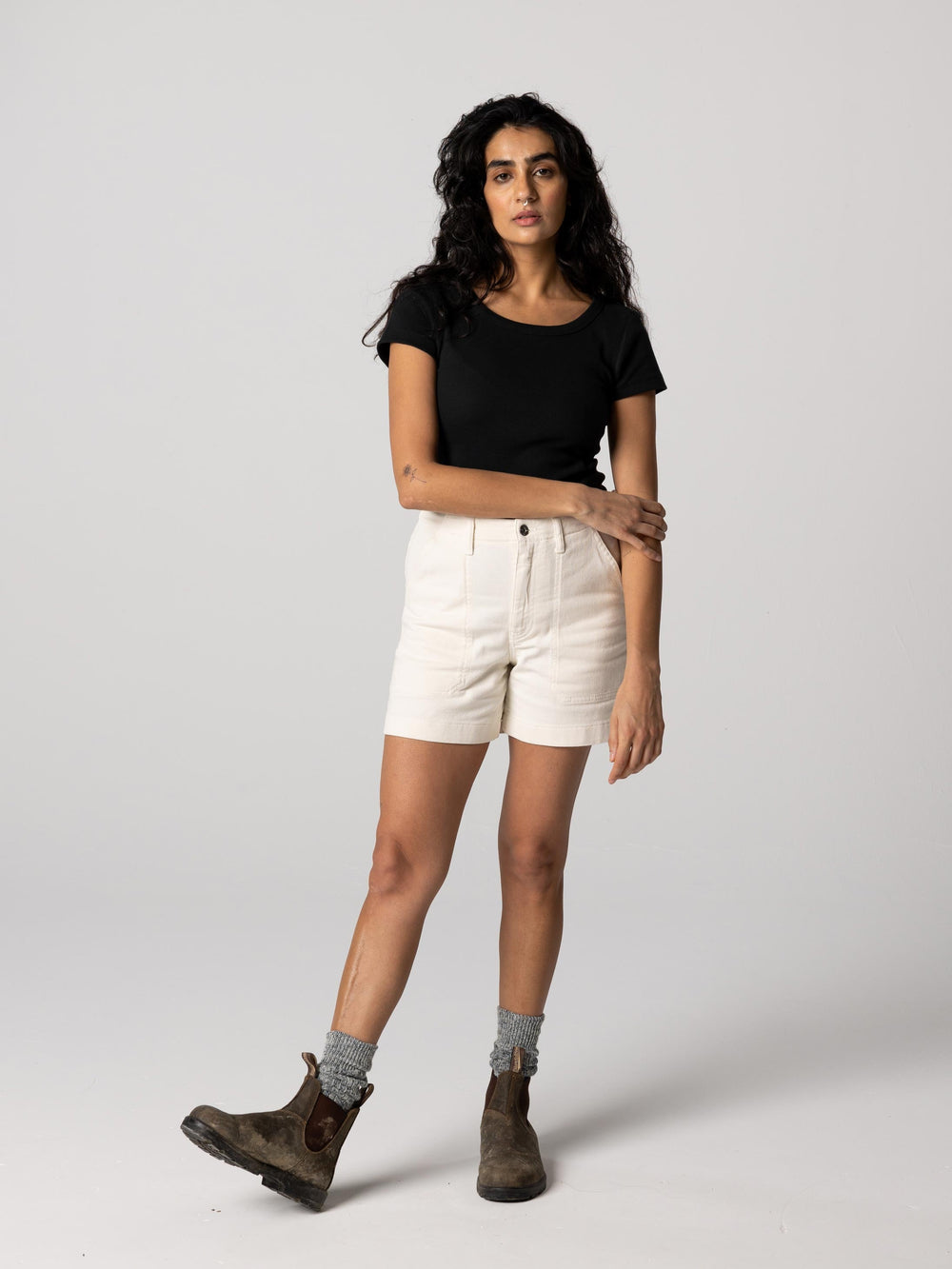 Women Yarrel Canvas Short in Ecru