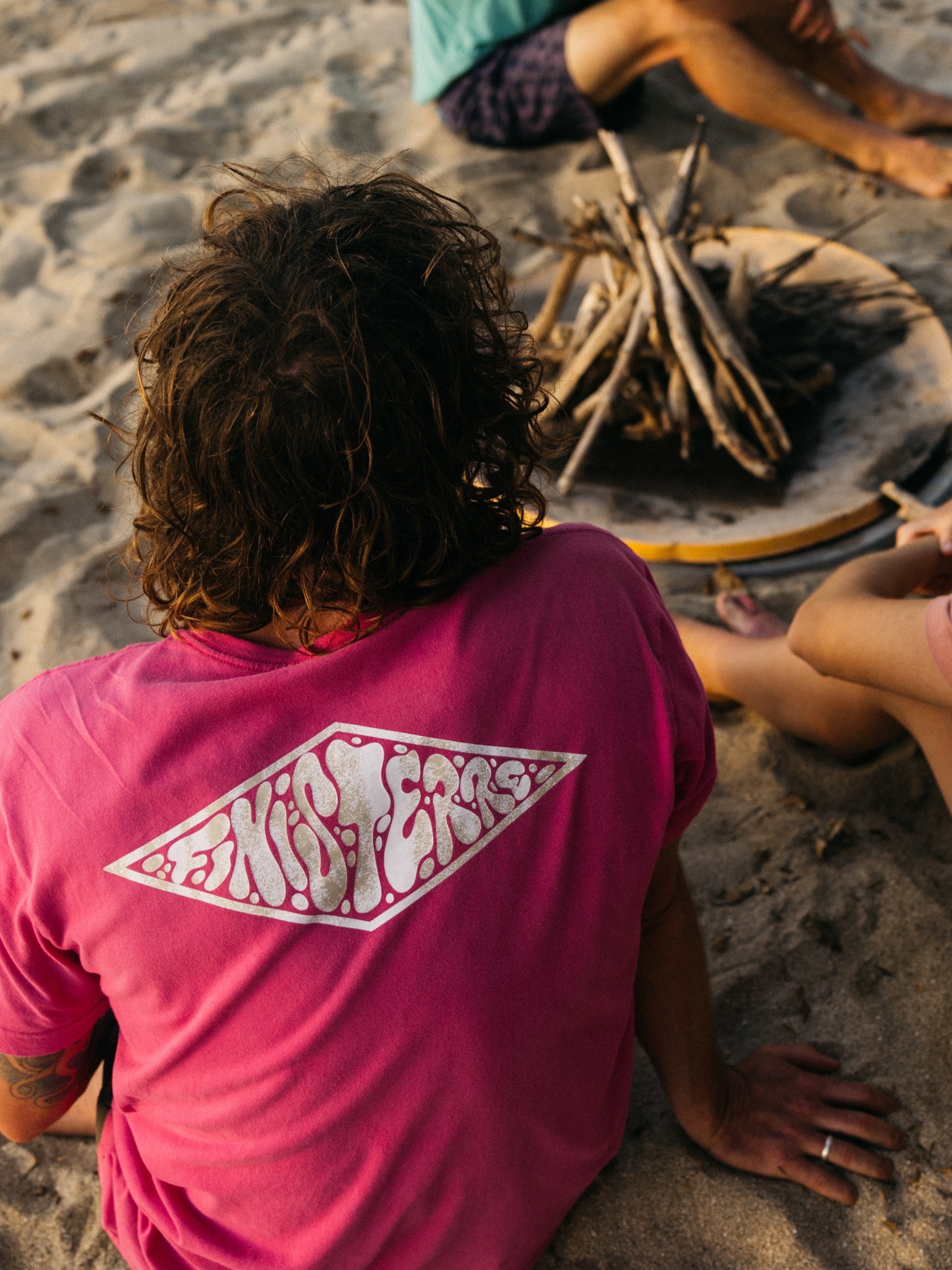 Men Organic Cotton T-Shirt in Pink - Diamond Spray