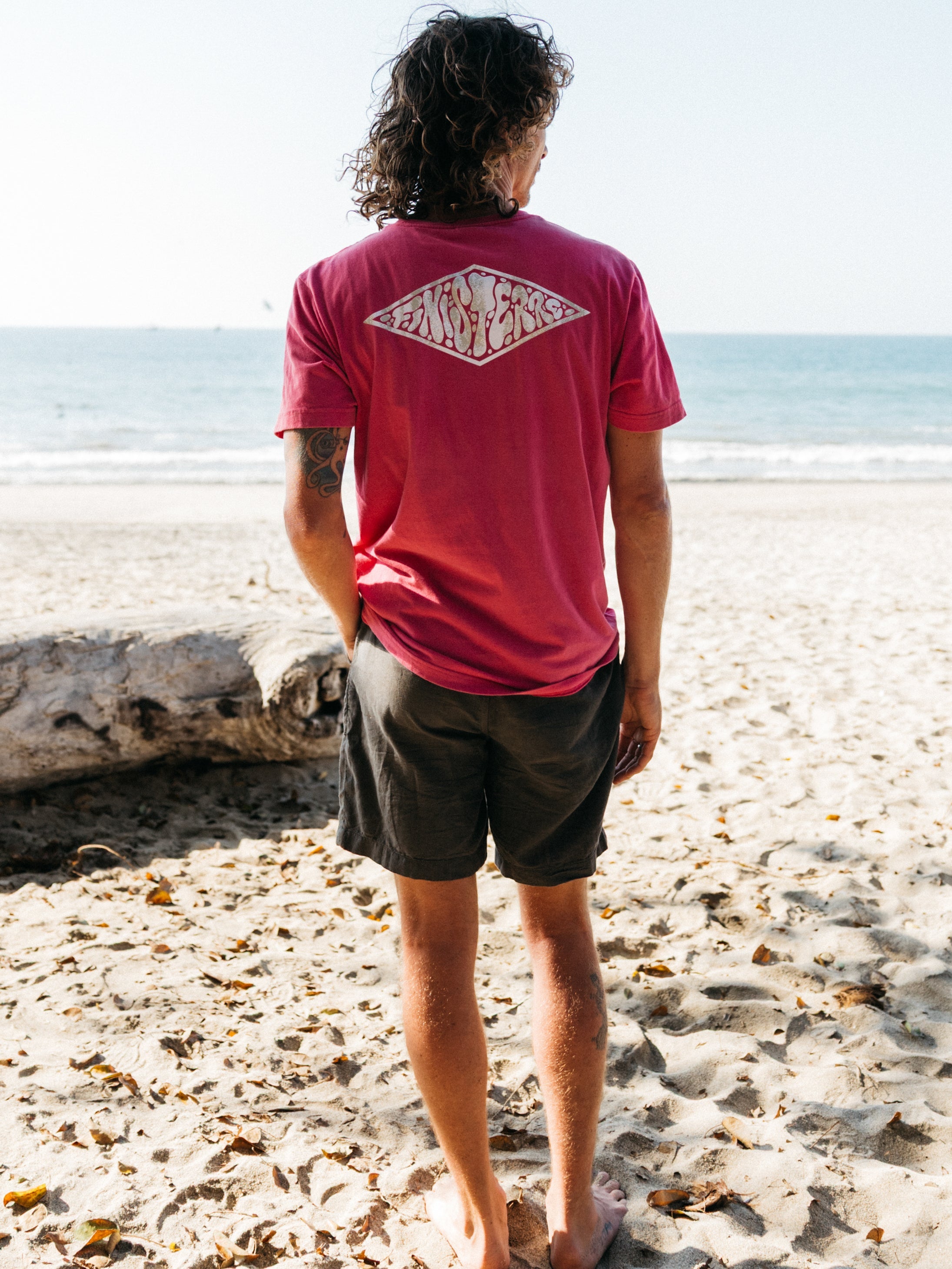 Men Organic Cotton T-Shirt in Pink - Diamond Spray