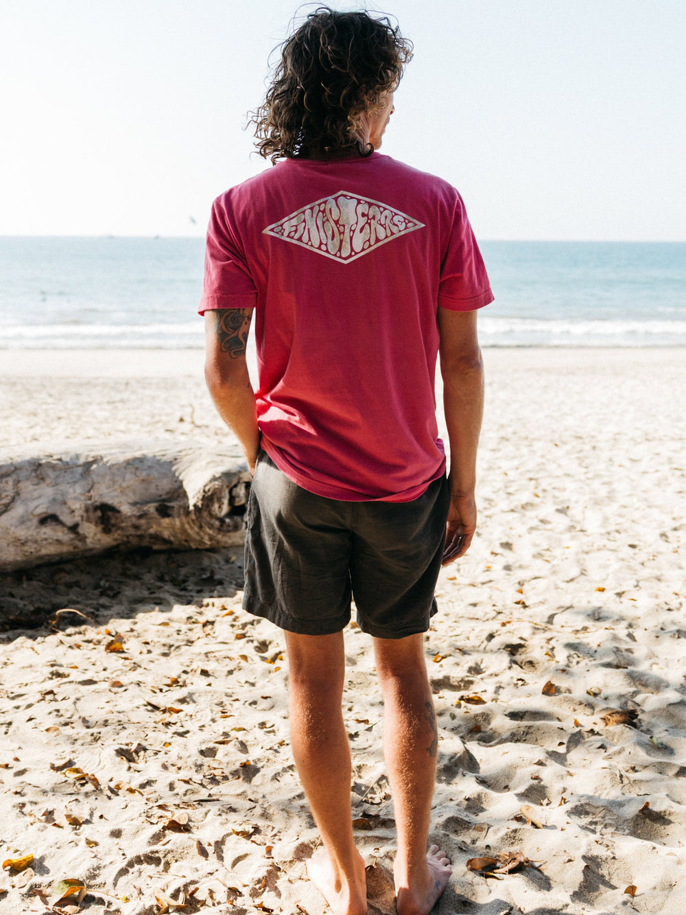 Men Organic Cotton T-Shirt in Pink - Diamond Spray