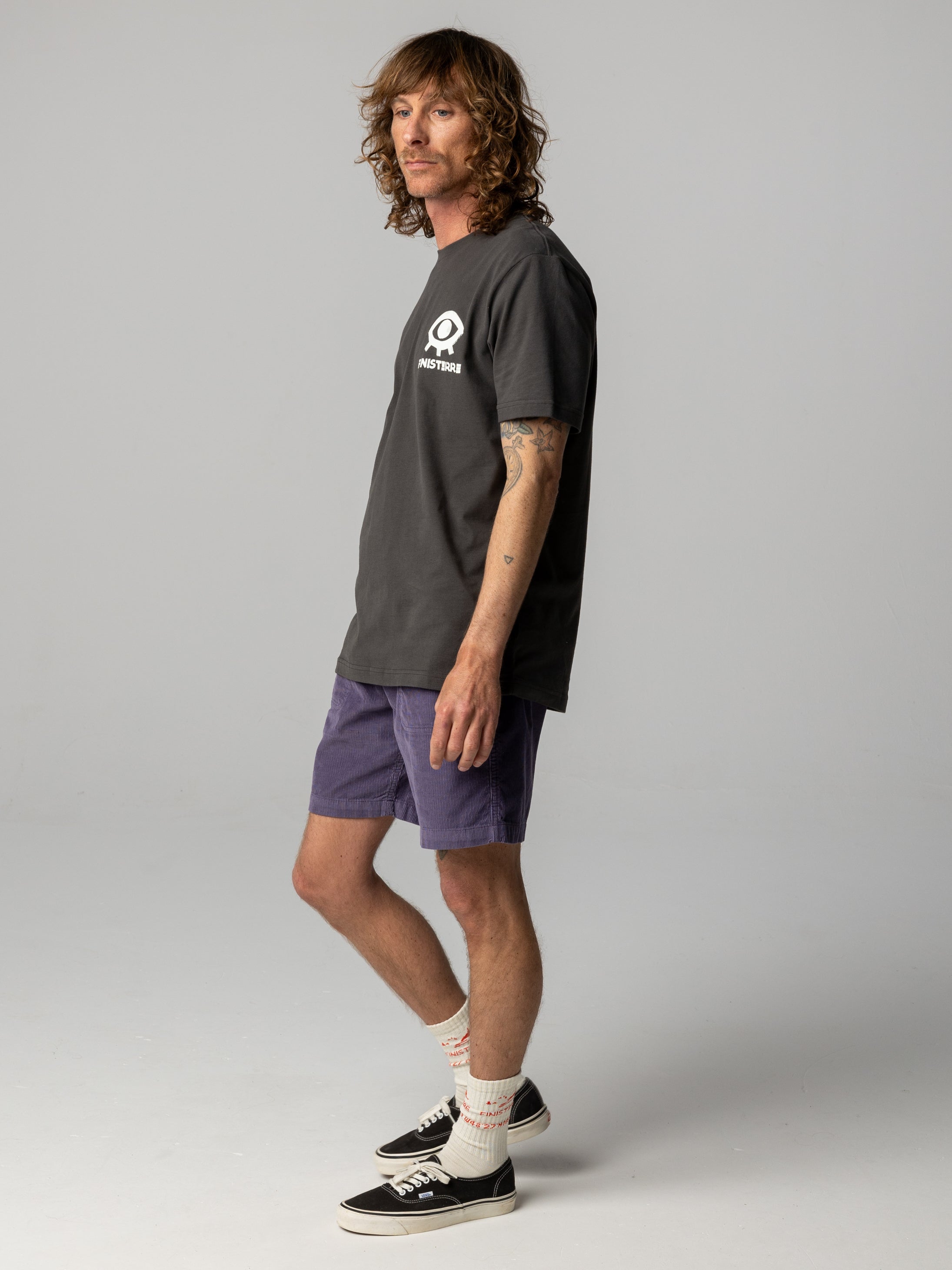 Men Organic Cotton T-Shirt in Black - Factory Surf