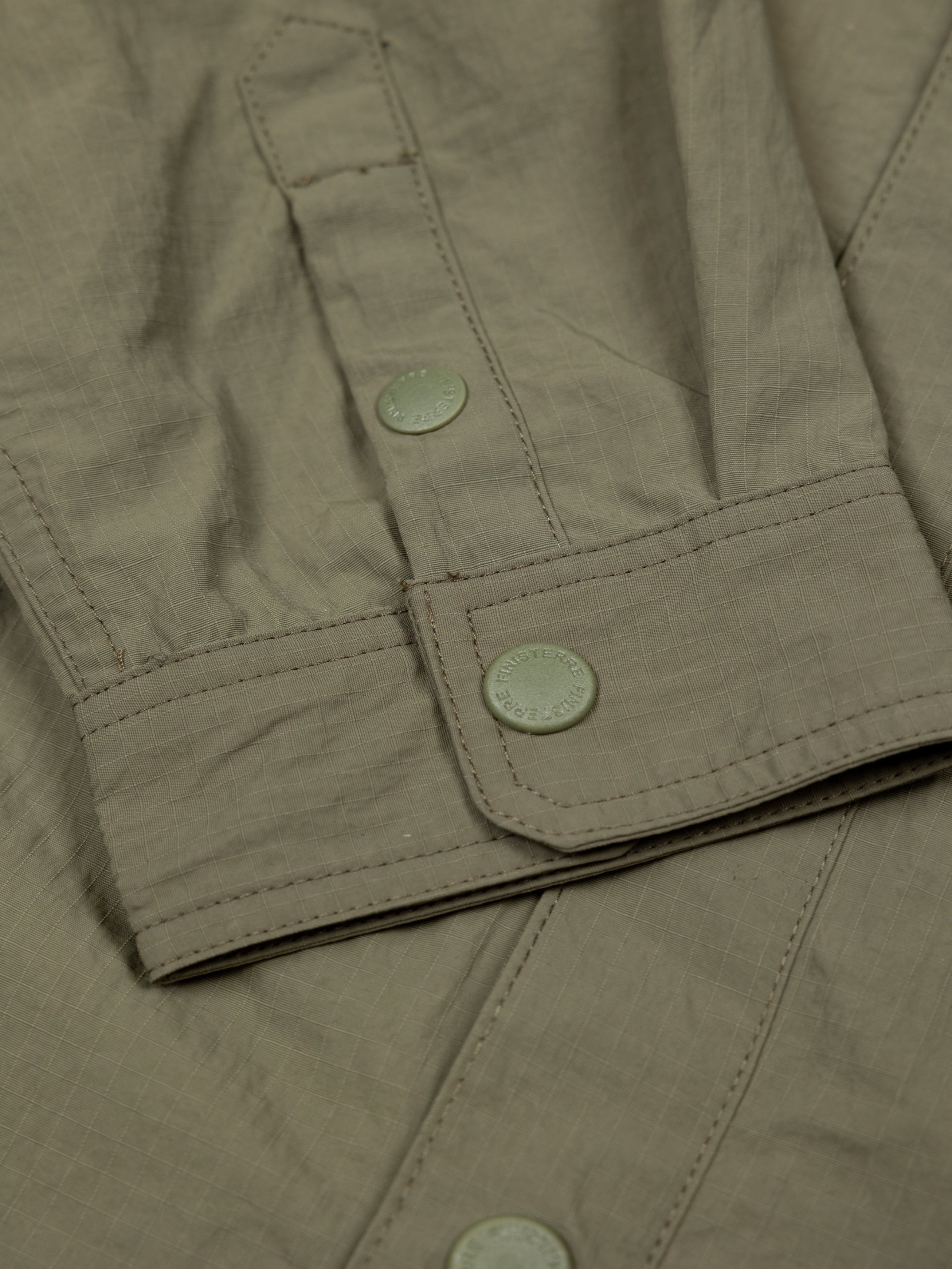 Men Recycled Long Sleeve Shirt in Olive - Wander