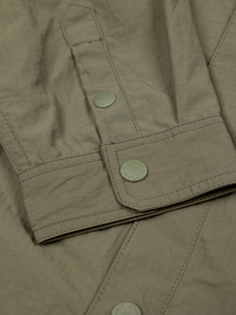 Men Recycled Long Sleeve Shirt in Olive - Wander