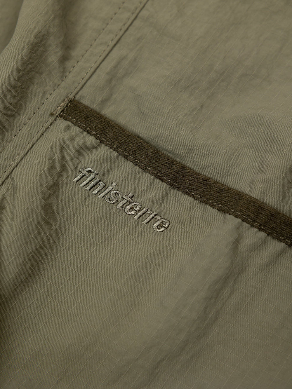 Men Recycled Long Sleeve Shirt in Olive - Wander