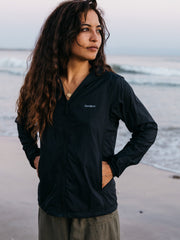 Women Recycled Windcheater Jacket in Black - Forecast
