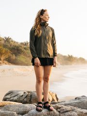 Women Recycled Windcheater Jacket in Olive - Forecast