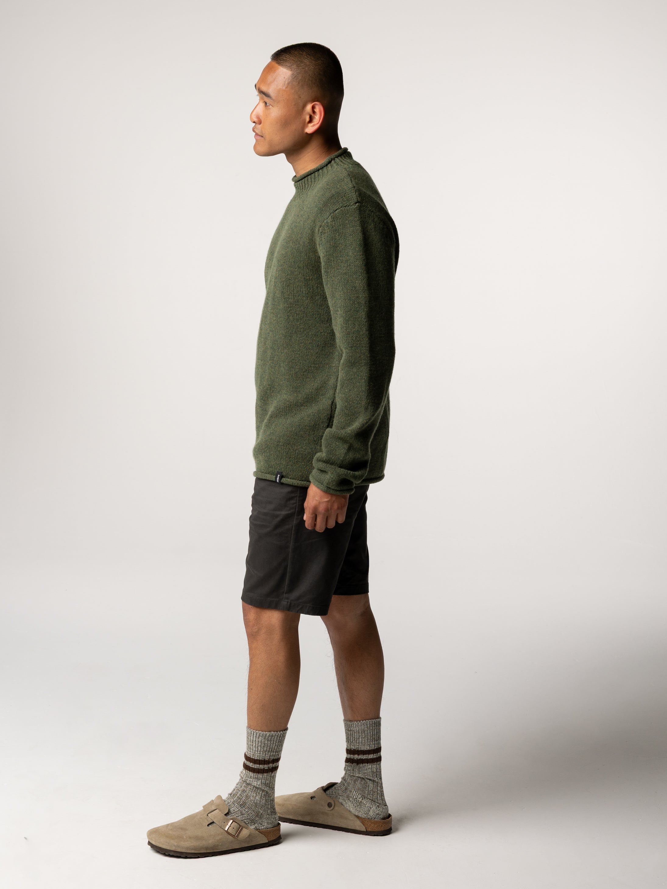 Men Wool Taran Jumper in Olive