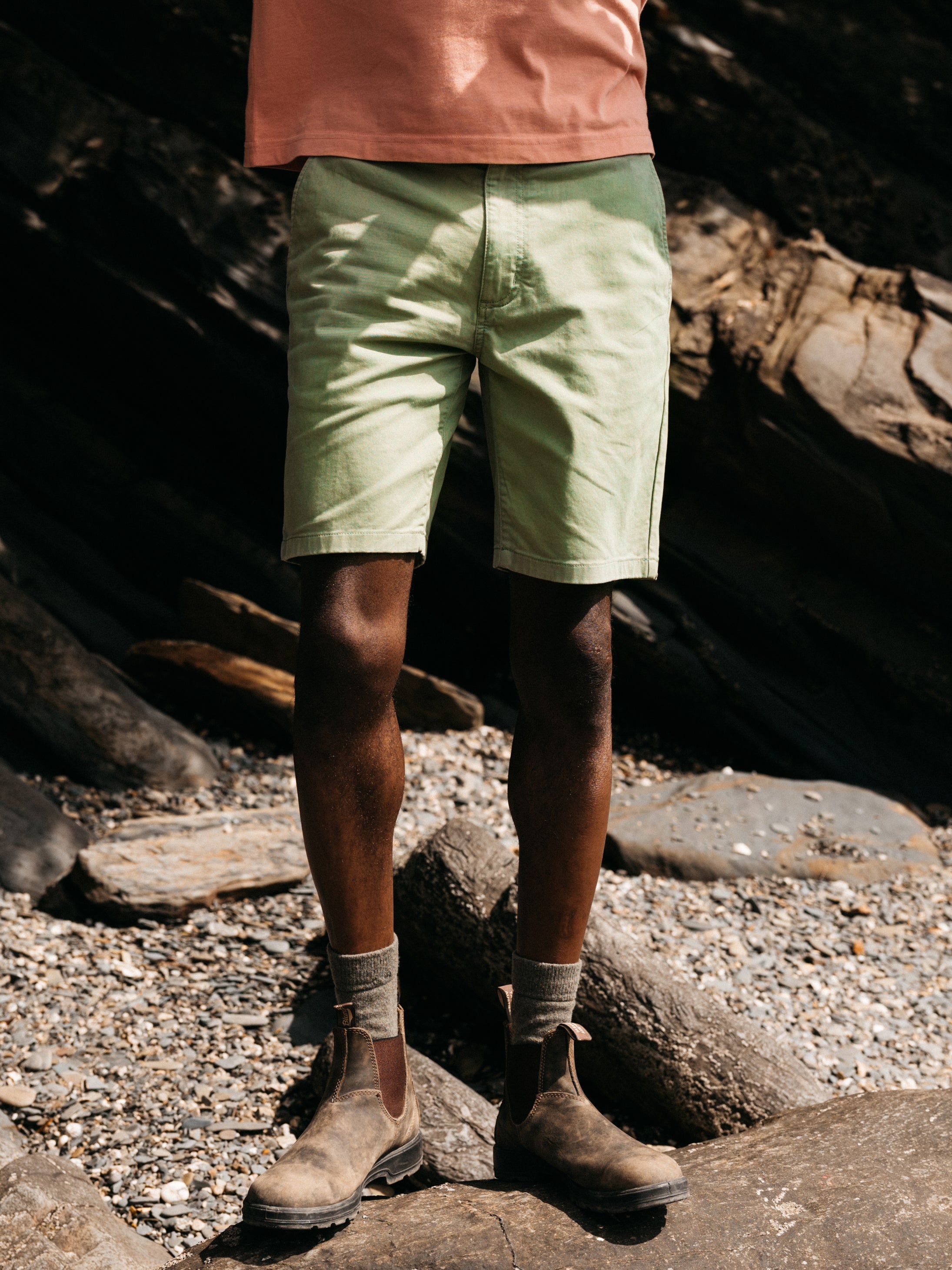 Men Organic Cotton Shorts in Bayleaf - Rincon