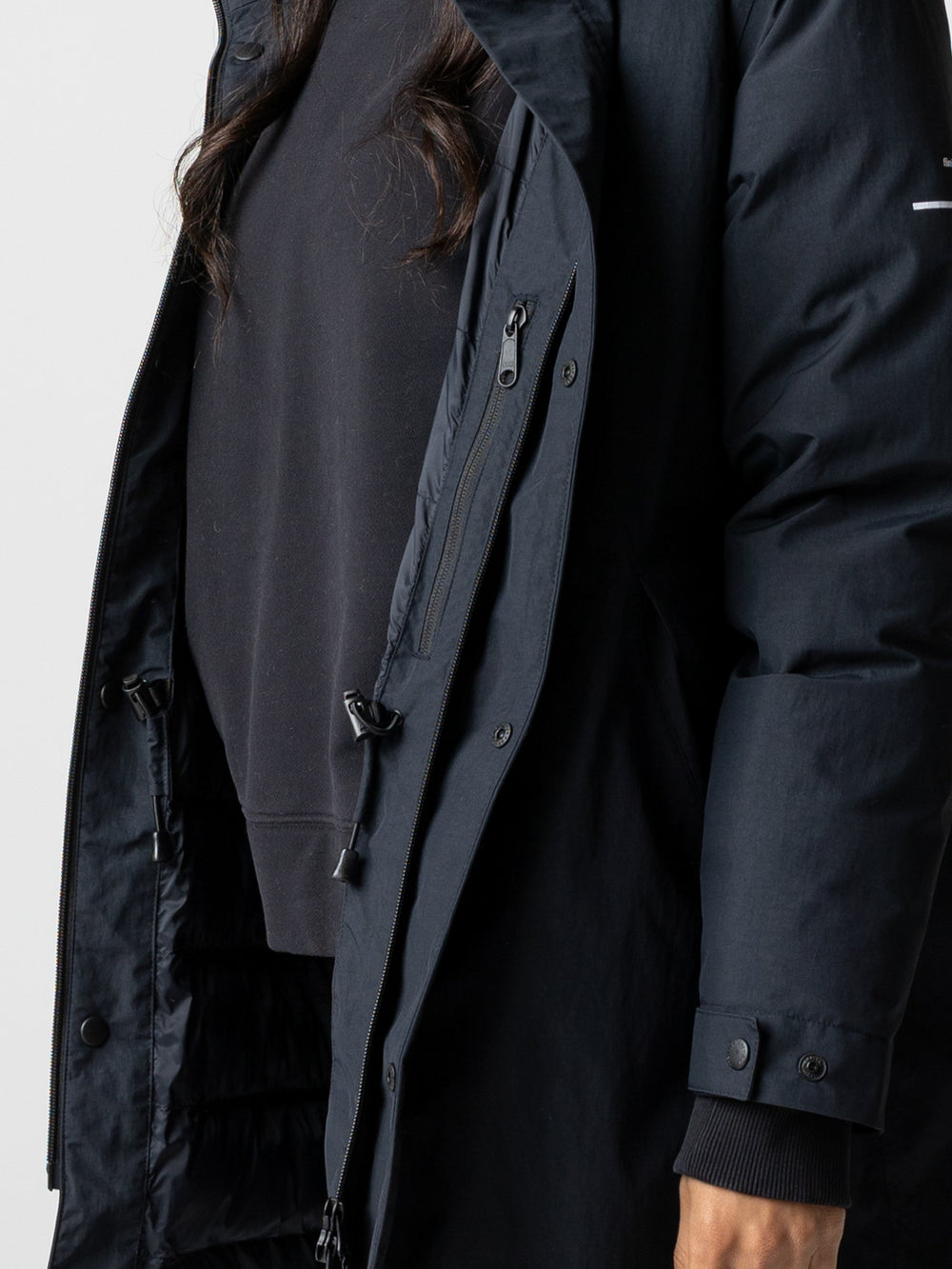 Women Recycled Waterproof Parka in Black - Skye