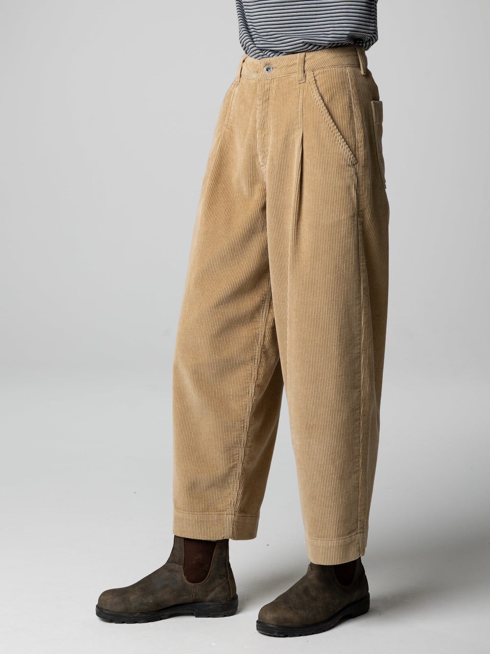 Women Organic Cotton Cord Trouser in Flint - Studio