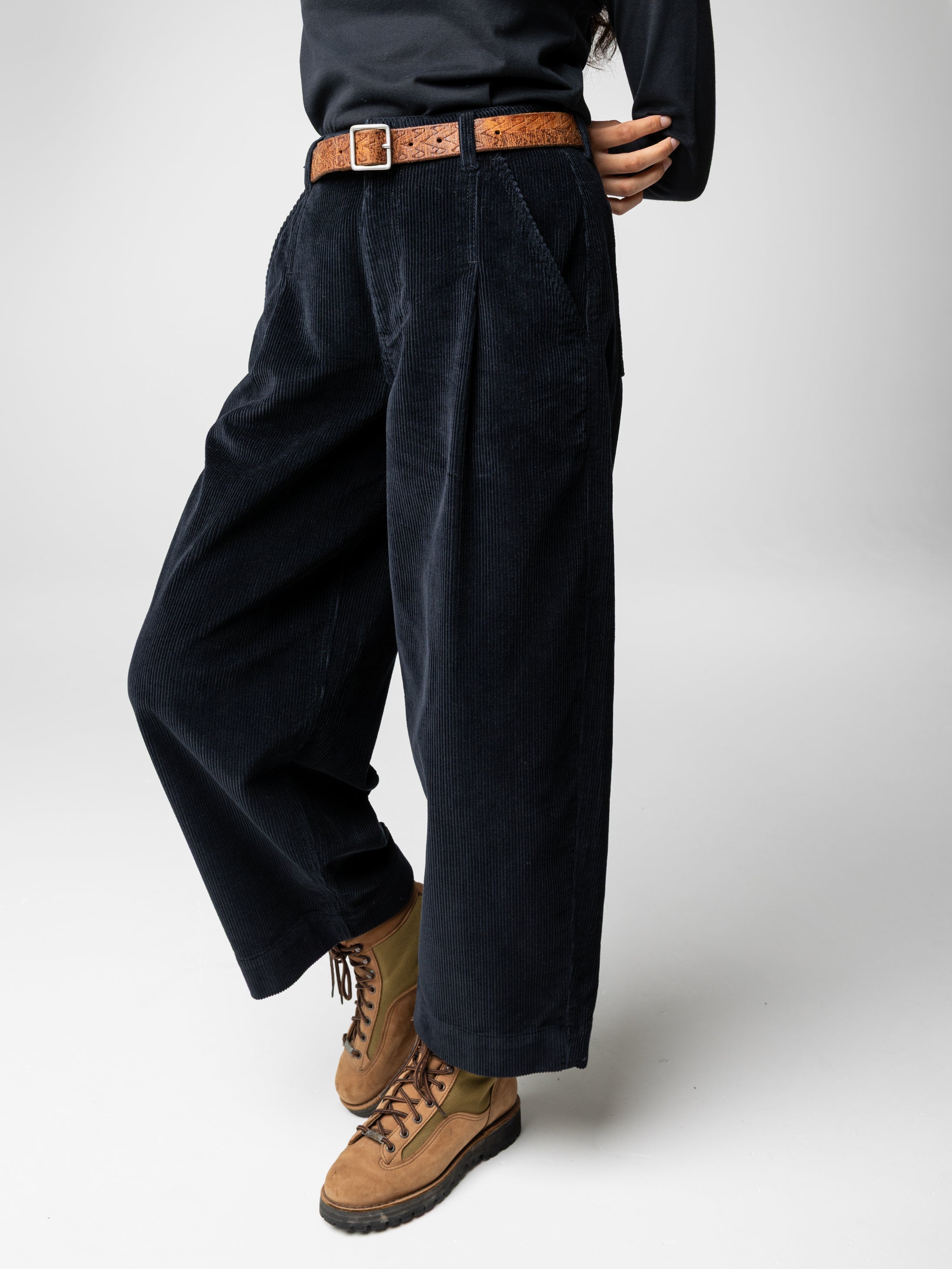 Women Organic Cotton Cord Trouser in Black - Studio