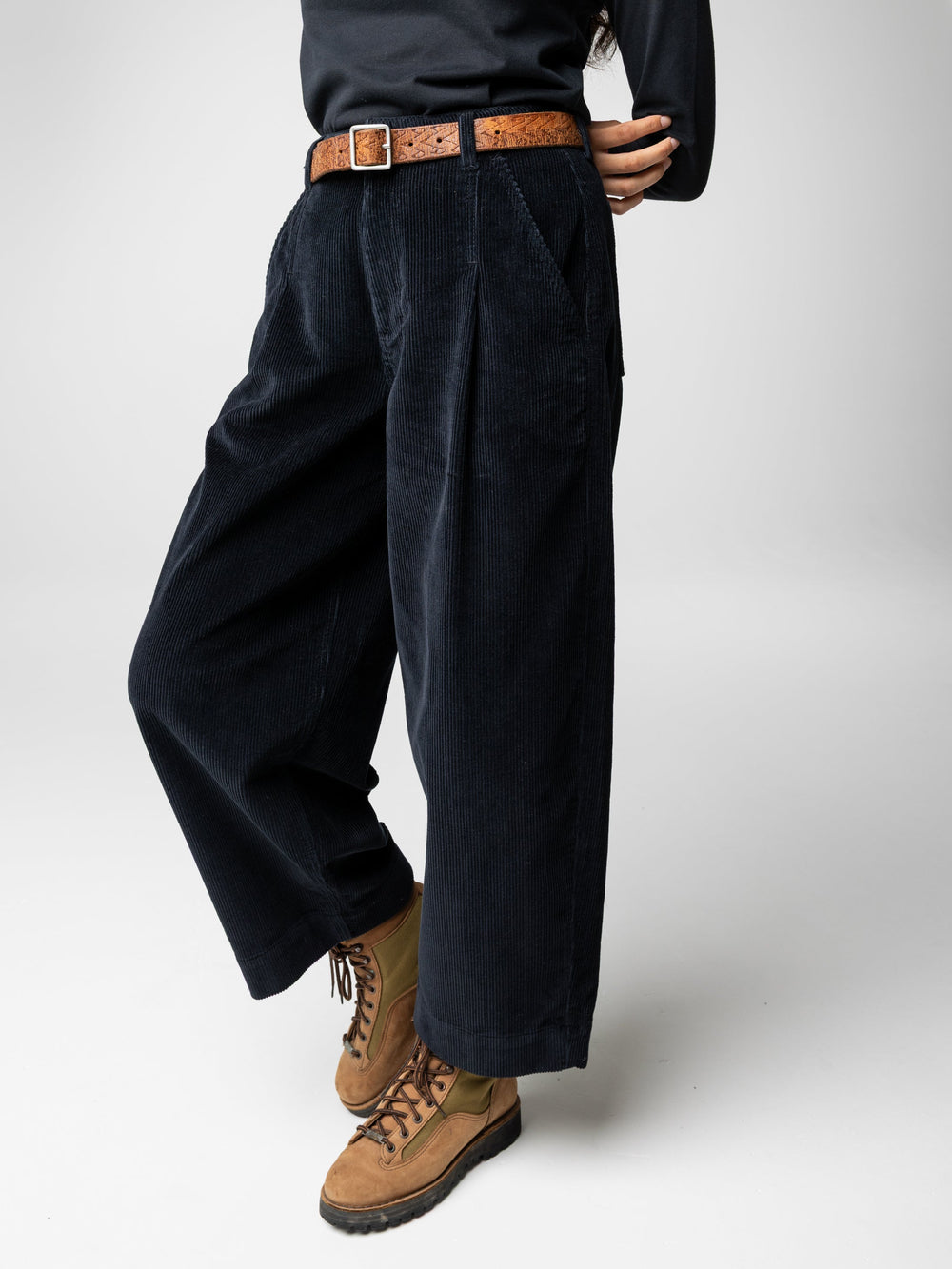 Women Organic Cotton Cord Trouser in Black - Studio
