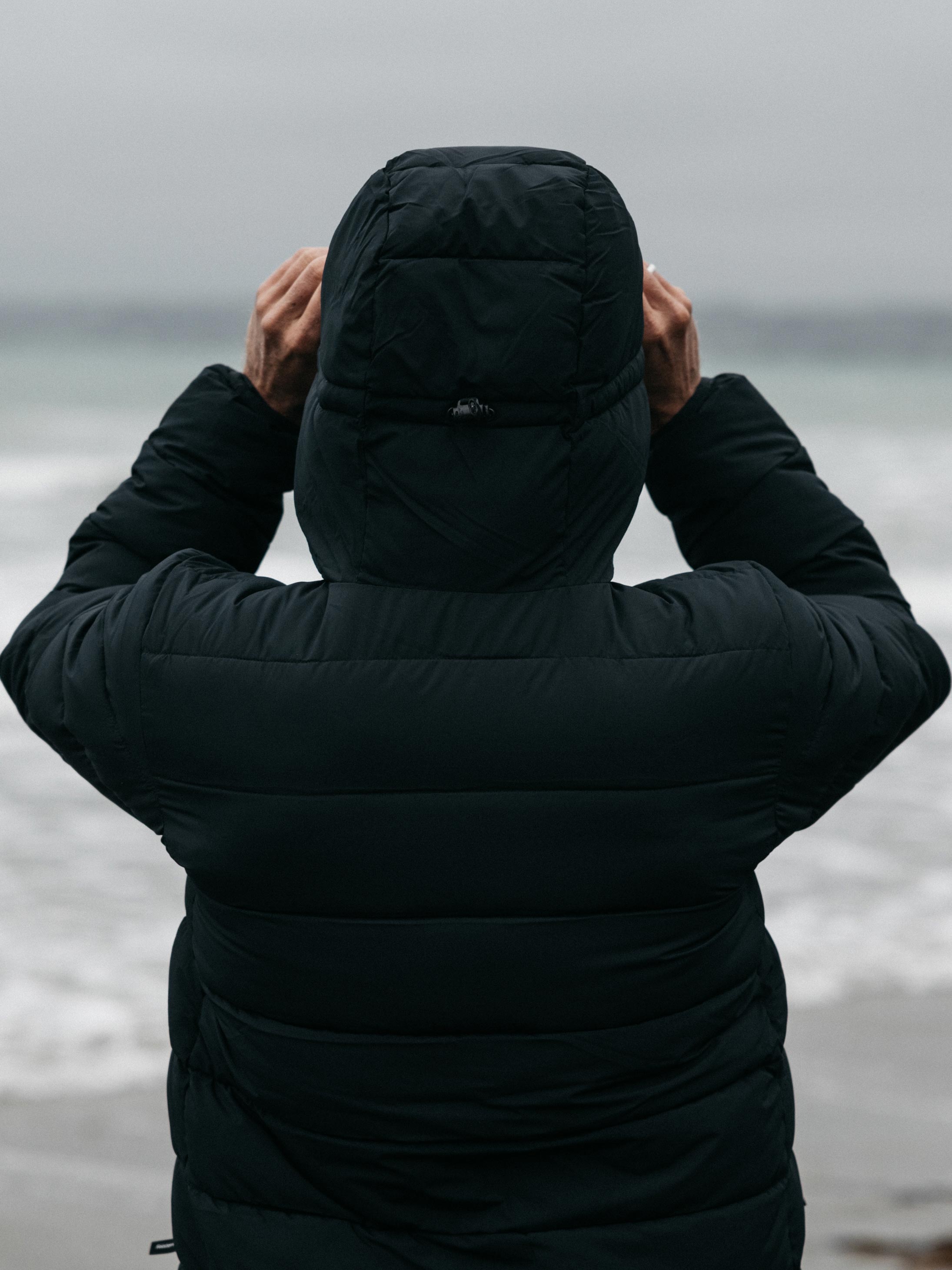 Men Nebulas Insulated Jacket in Black