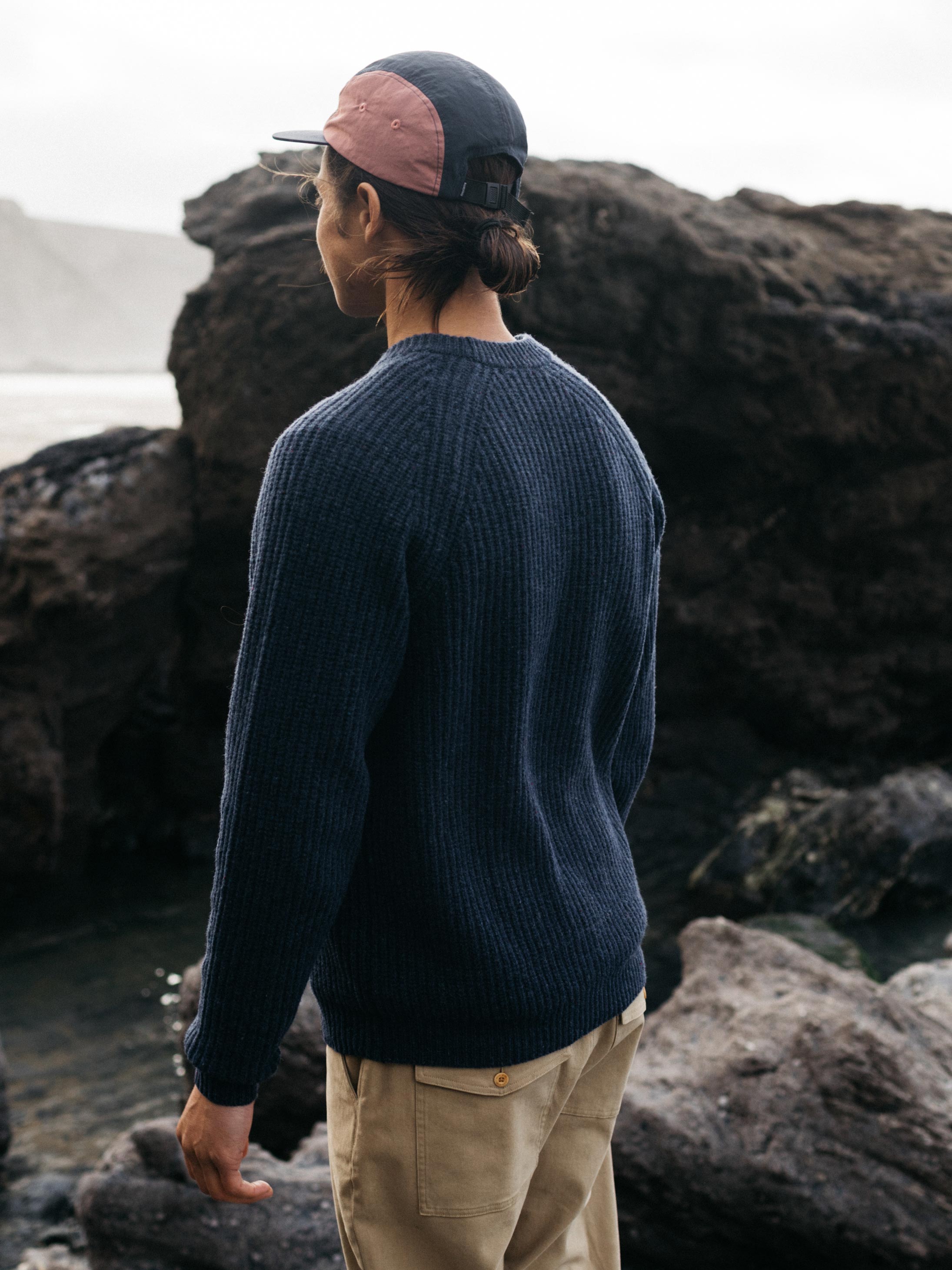 Men Mora Knit Jumper in Navy