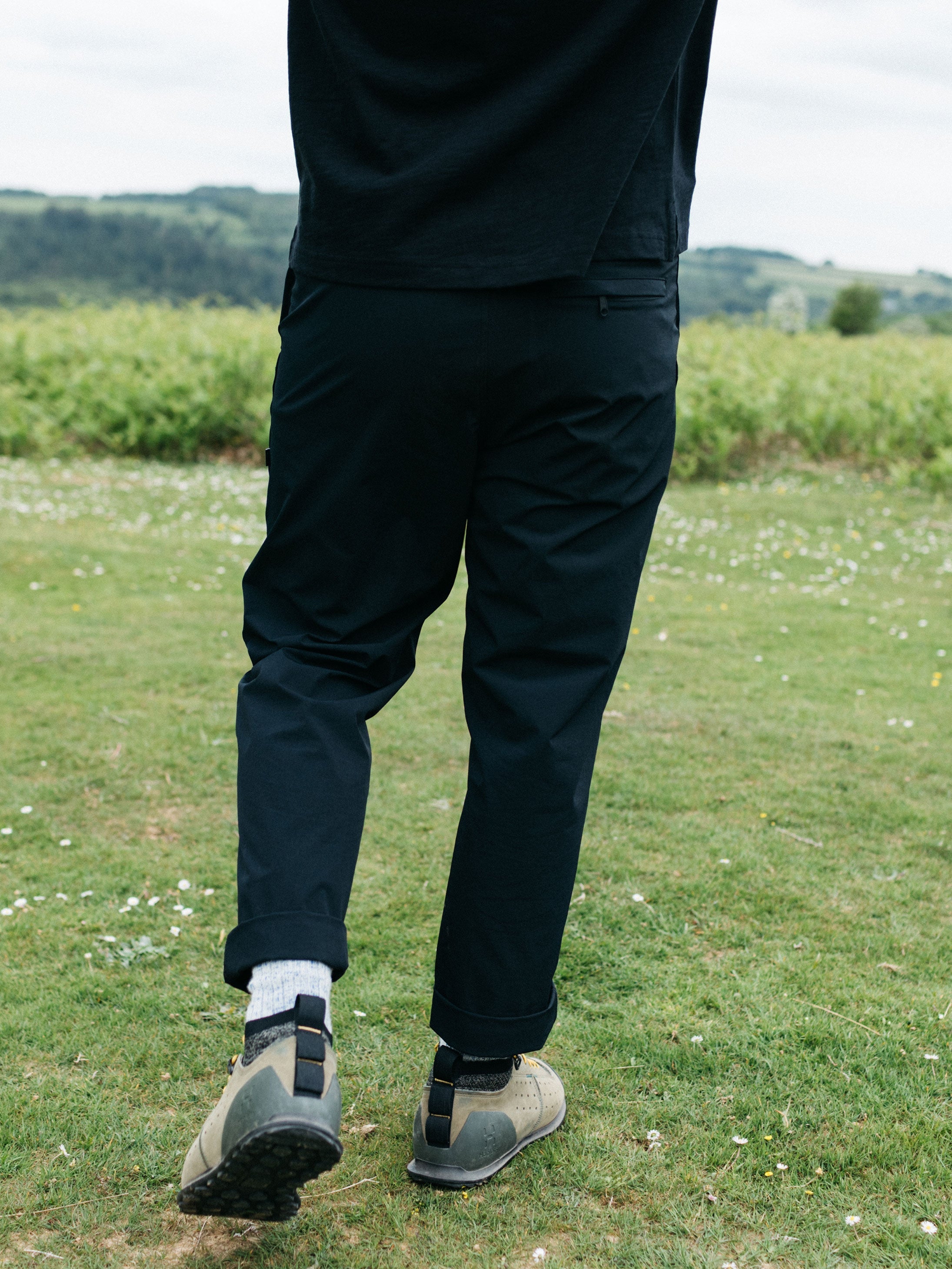 Men Walker Trouser in Black