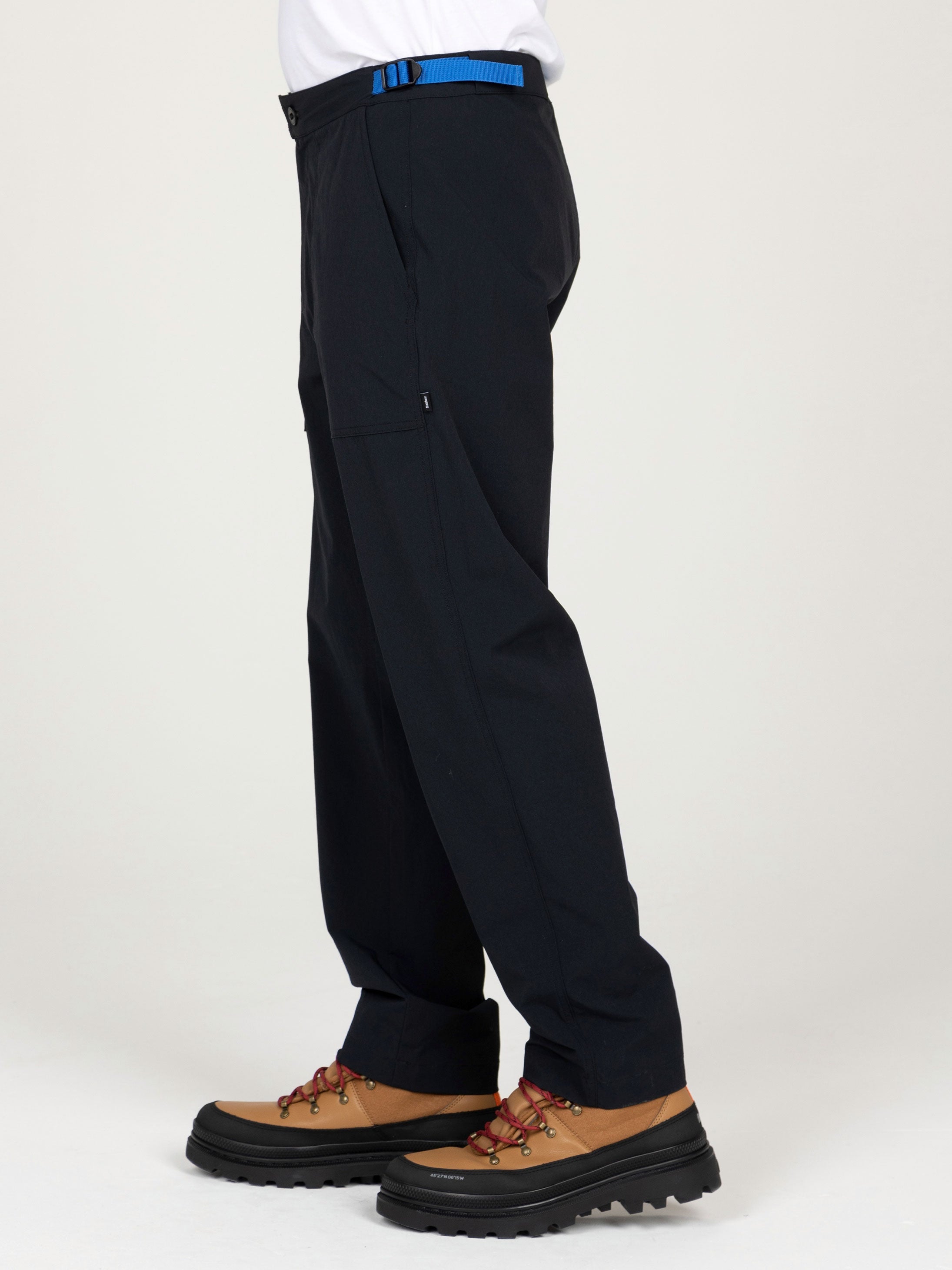 Men Walker Trouser in Black