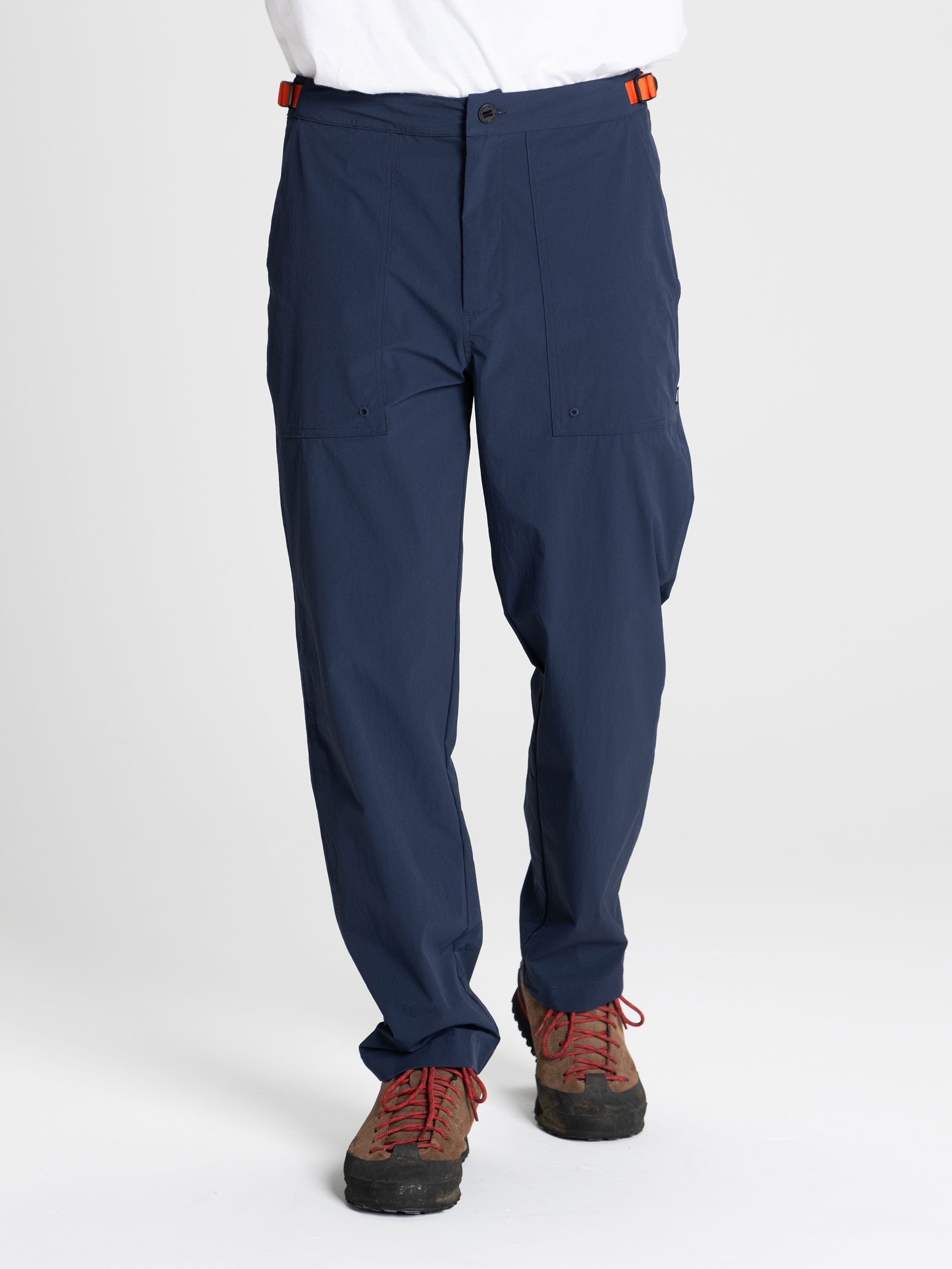 Men Walker Trouser in Navy