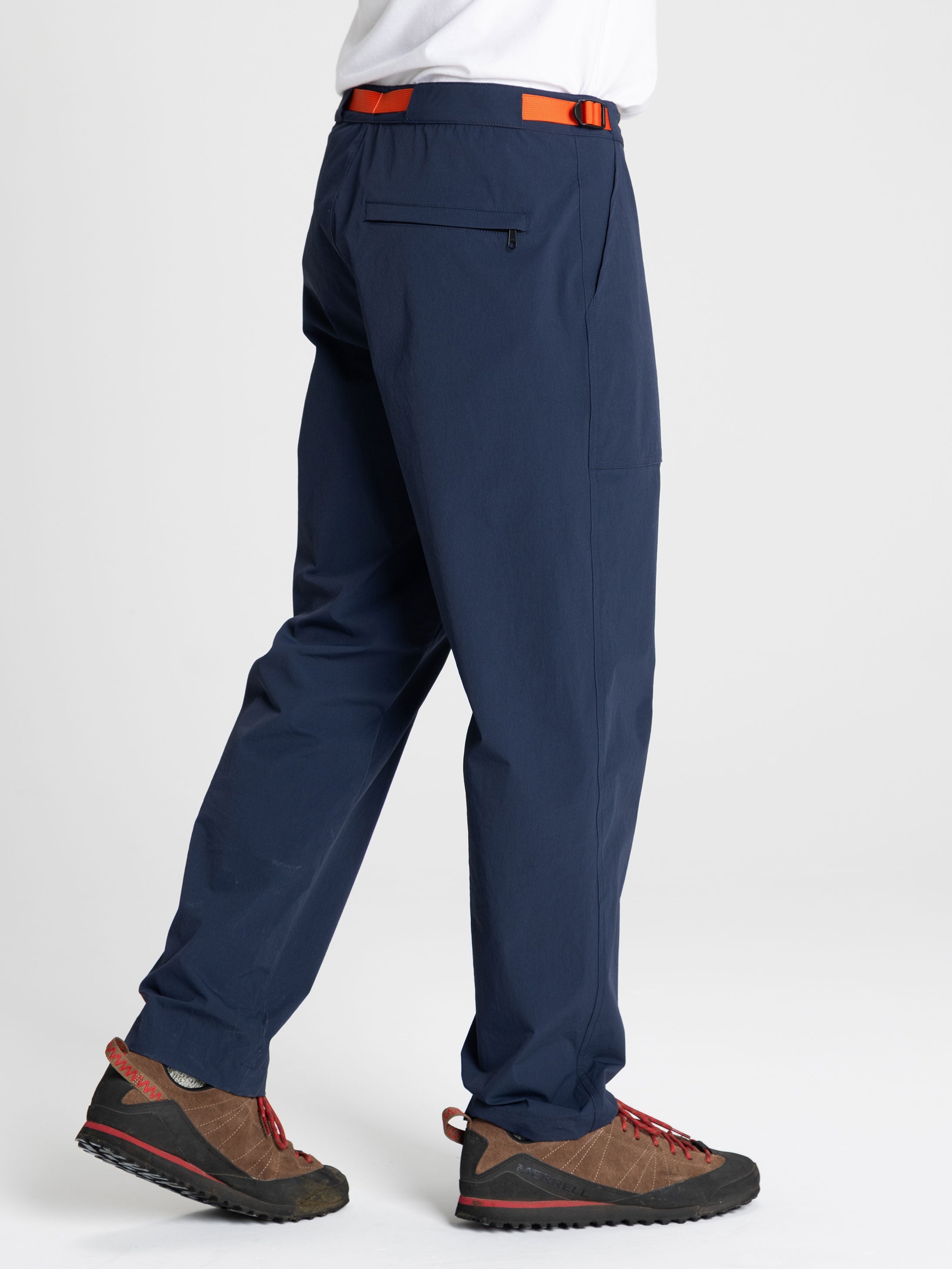 Men Walker Trouser in Navy