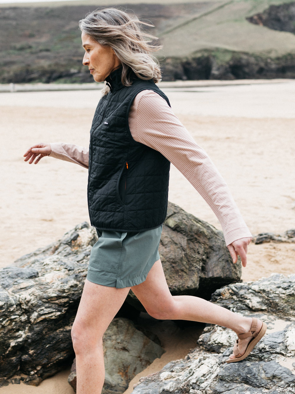 Women Firecrest Gilet in Black
