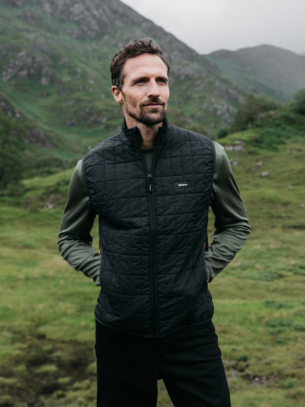 Men Firecrest Gilet in Black