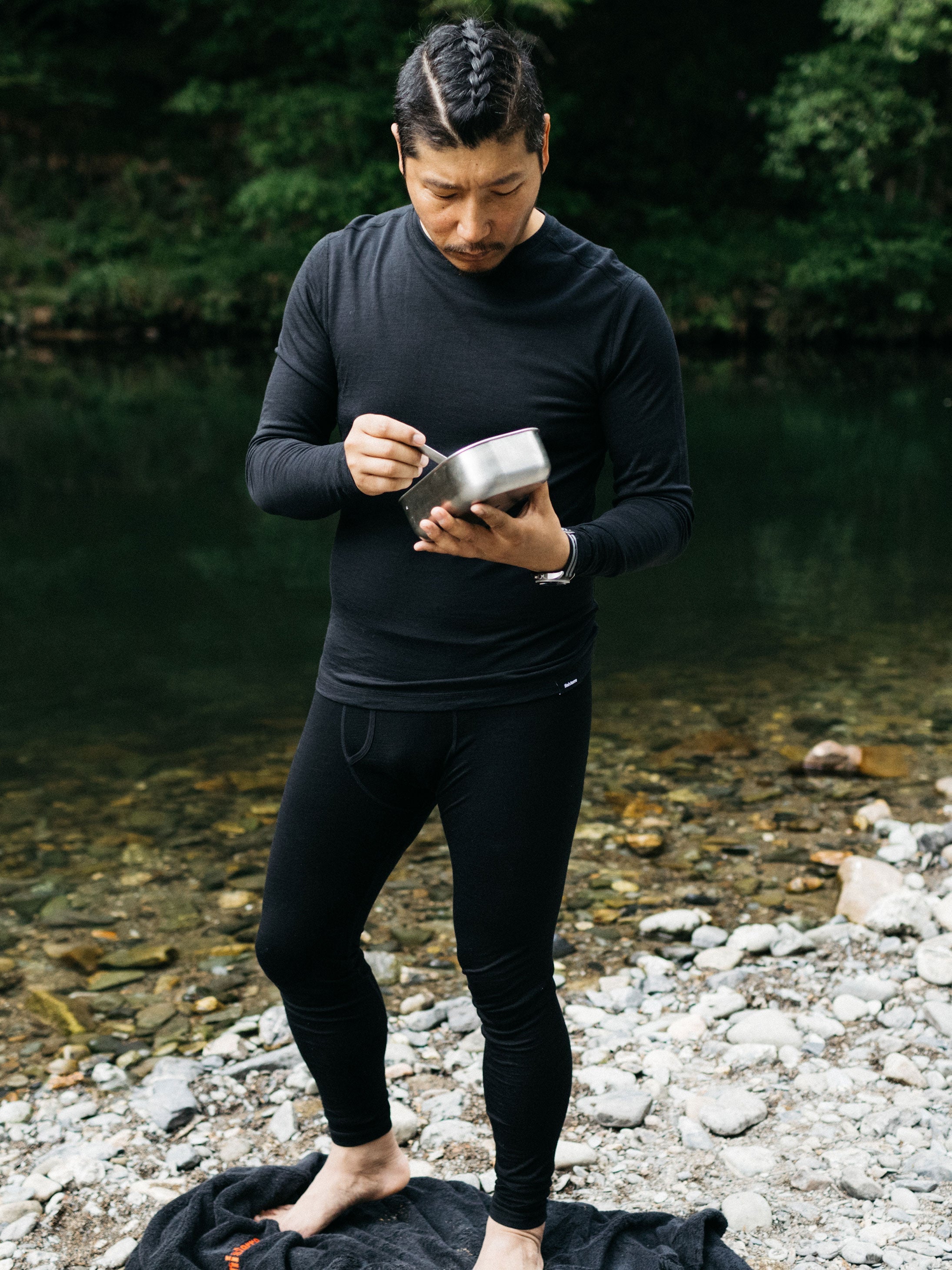 Men Eddy 2.0 Merino Wool Long Johns in Black/Olive