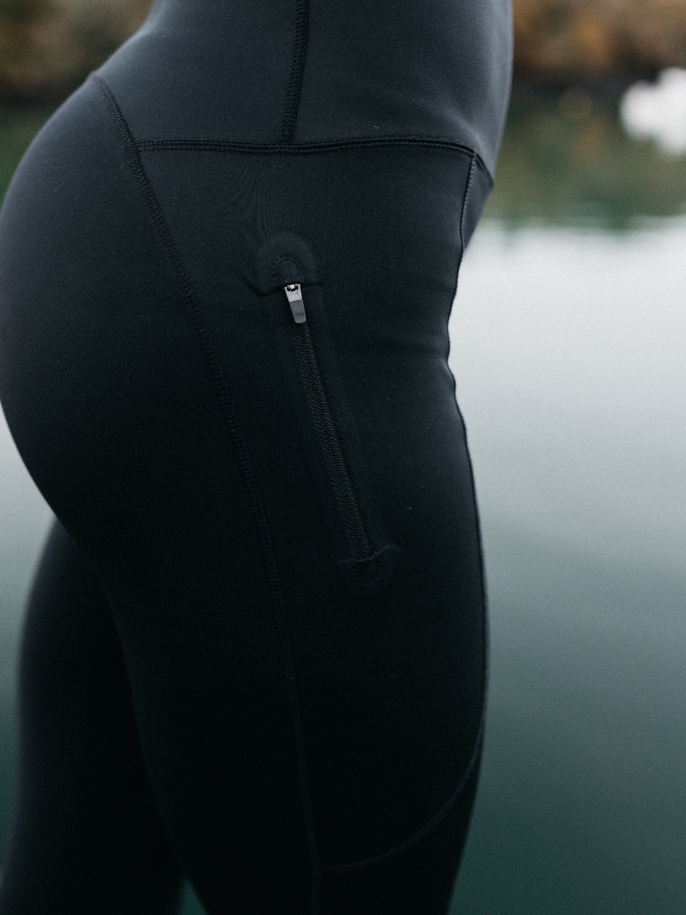 Women Zennor Adventure Legging in Black