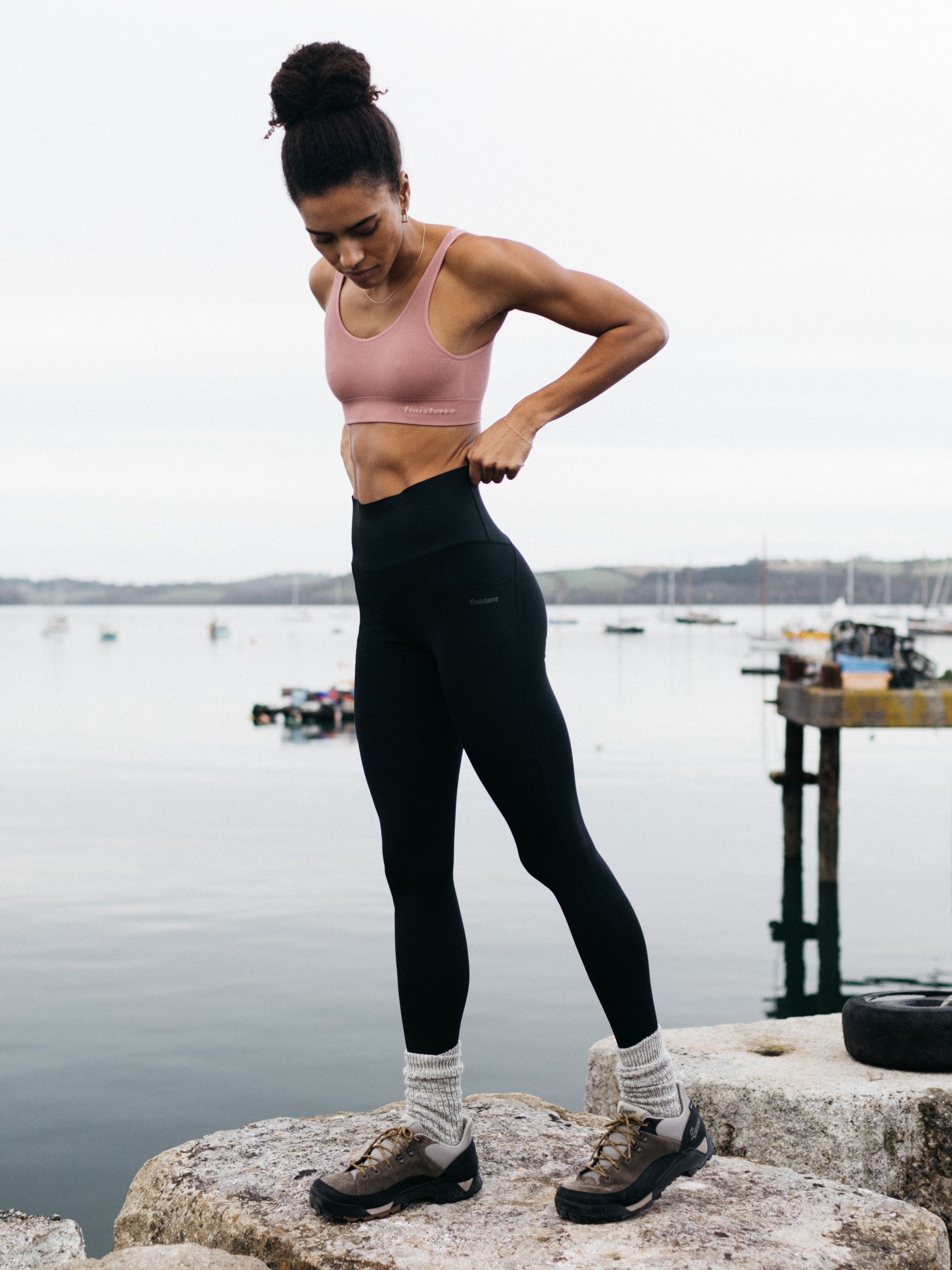 Women Zennor Adventure Legging in Black