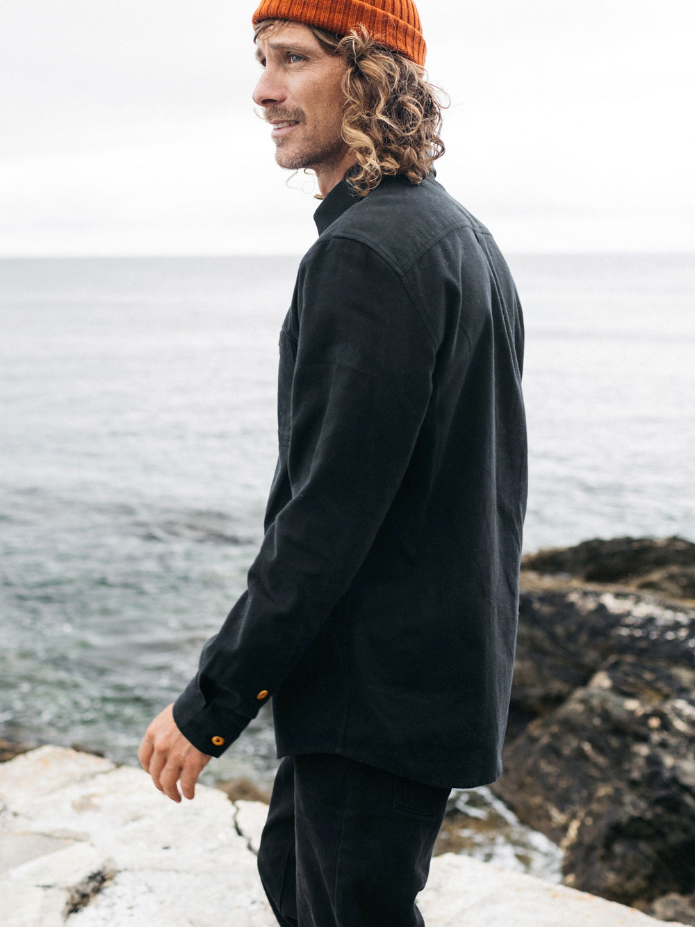 Men Gylly Shirt in Black
