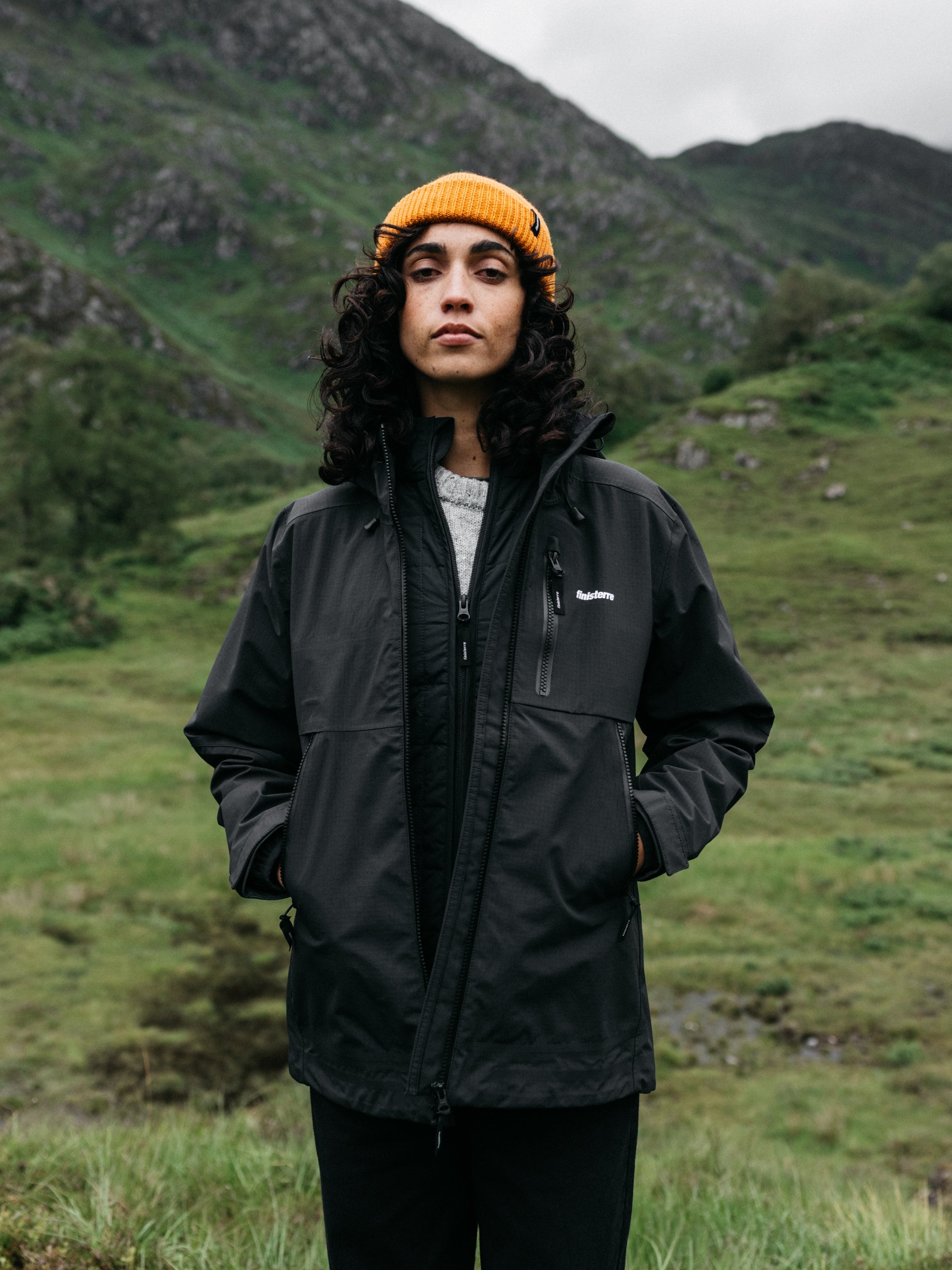 Women Stormbird Waterproof Jacket in Black