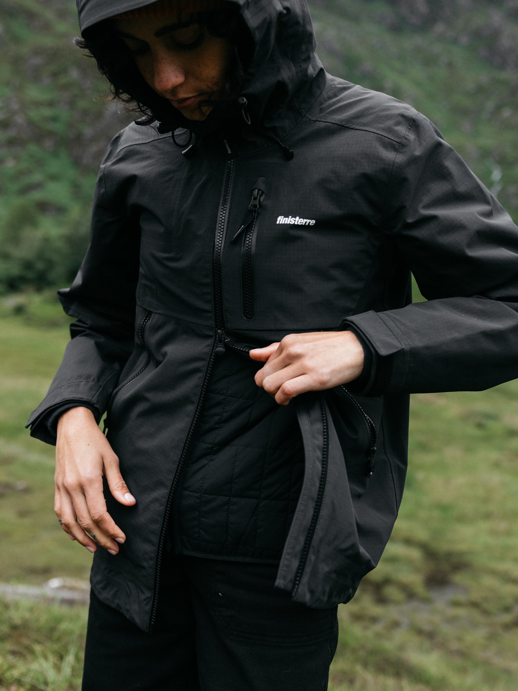 Women Stormbird Waterproof Jacket in Black
