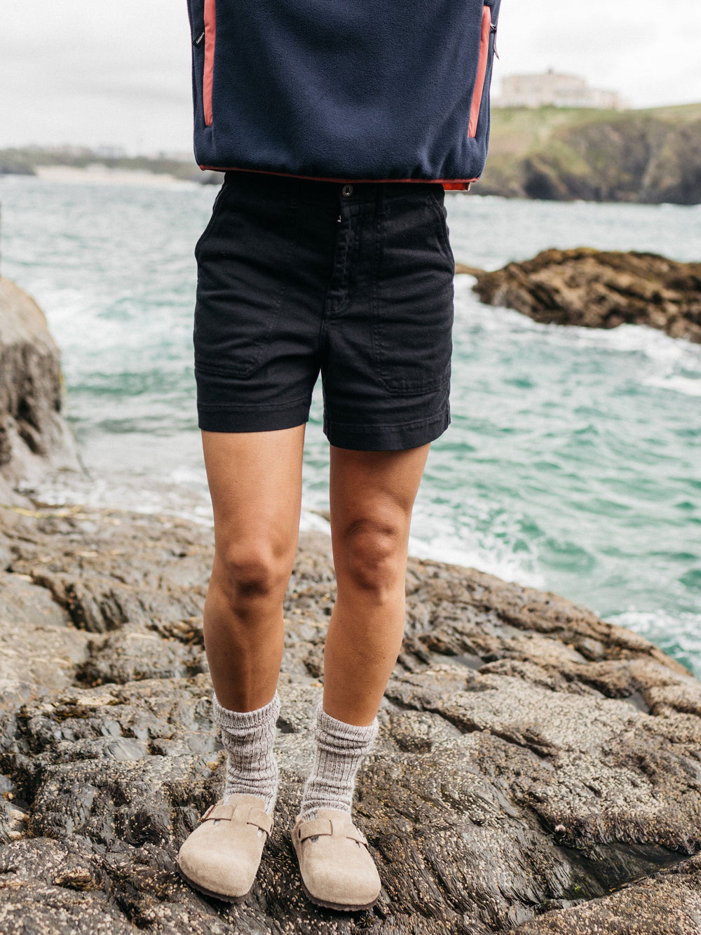 Women Yarrel Canvas Short in Black