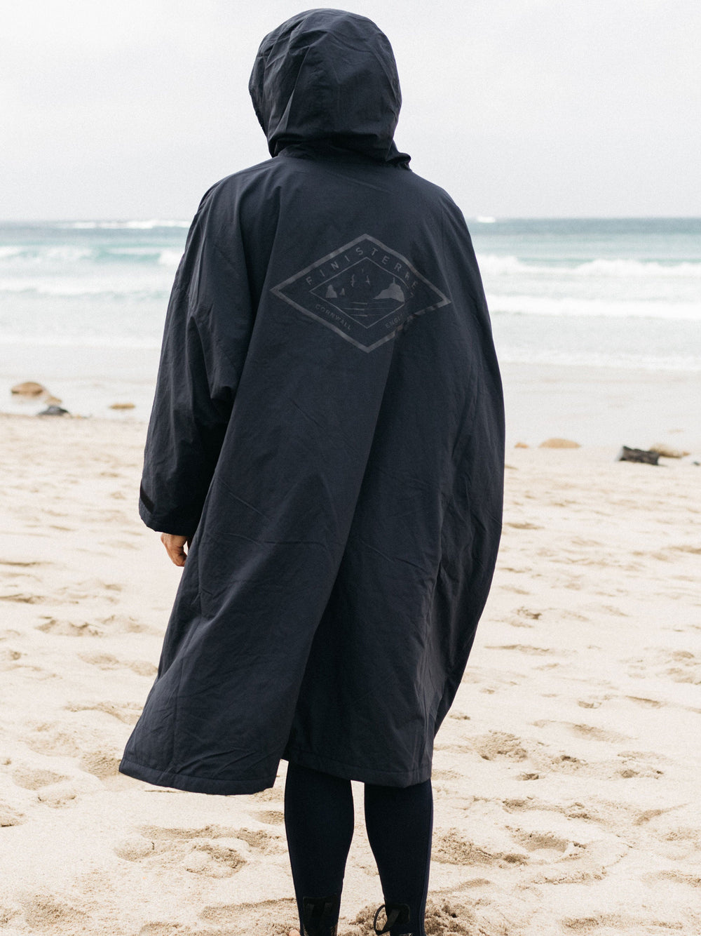 Men/Women Tego Long Sleeve Robe in Navy/Flame