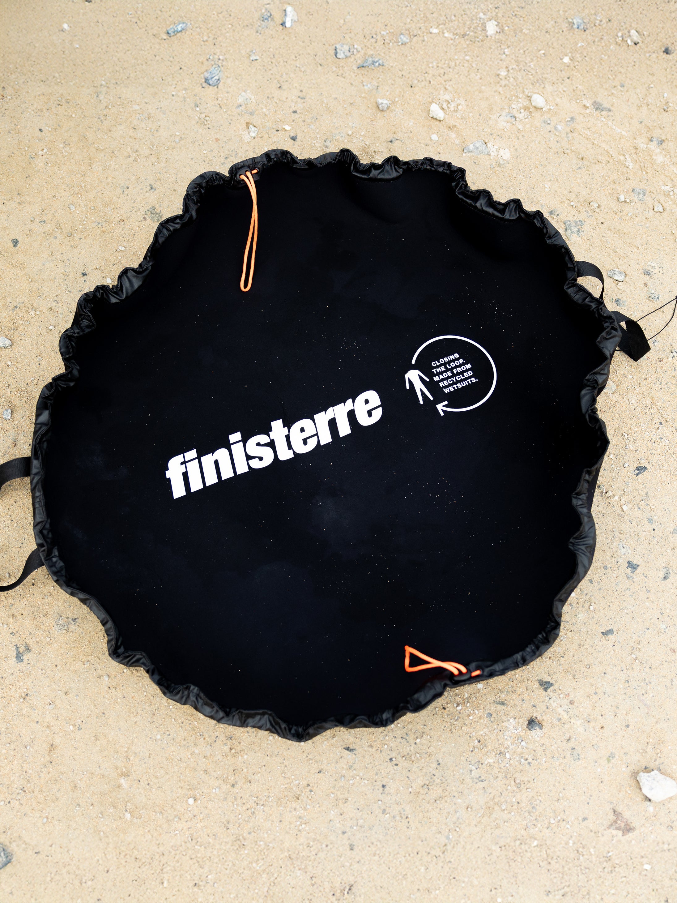 Men/Women From Wetsuits Recycled Changing Mat in black