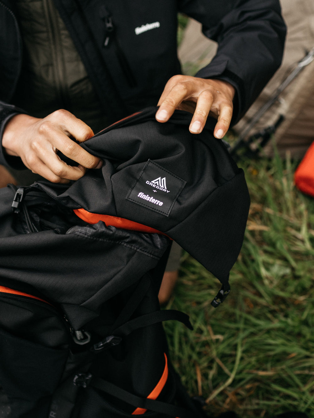 Men/Women Finisterre + Gregory  Stout 55 Rucksack - Black