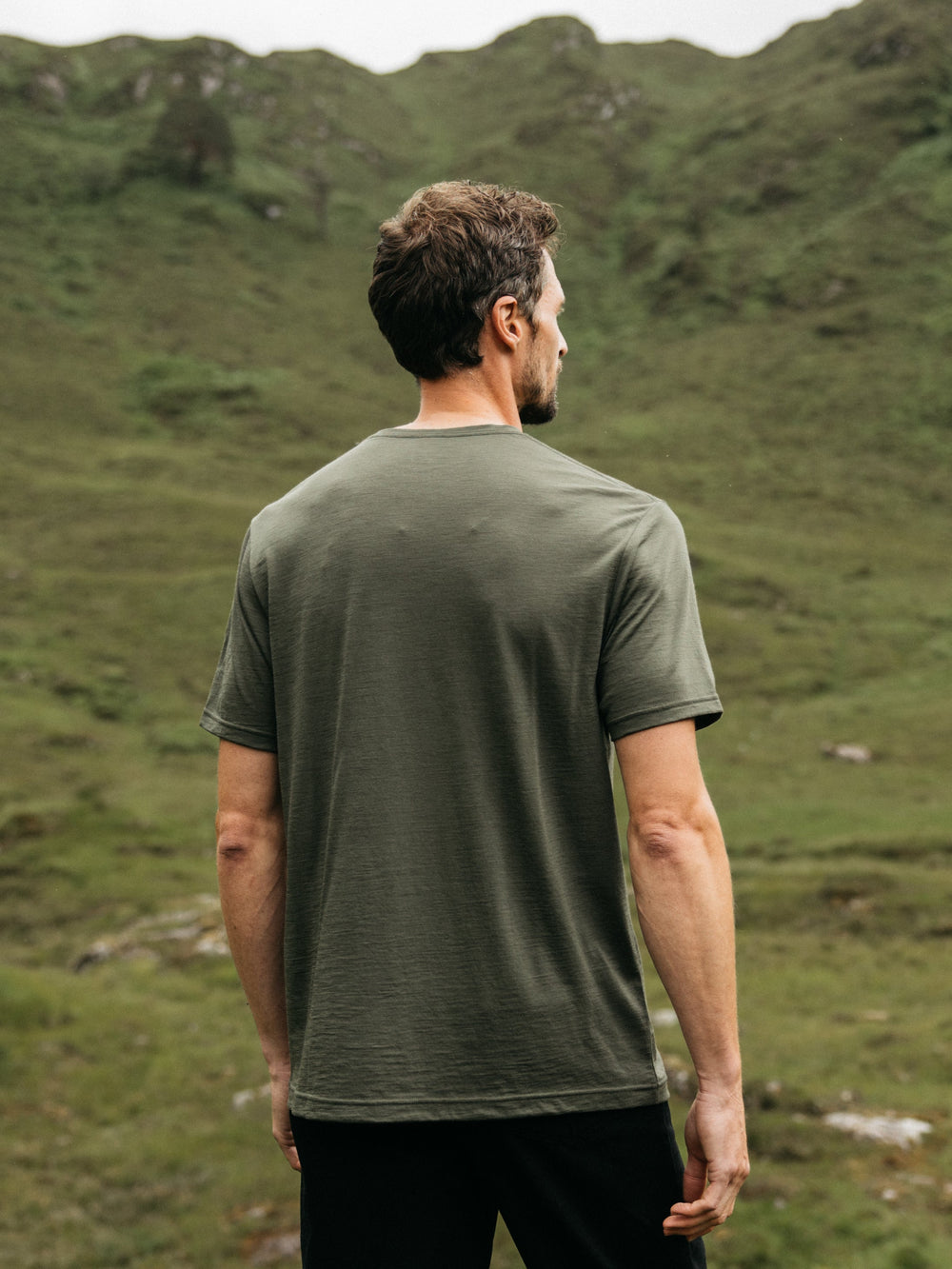 Men Merino Baselayer T-Shirt in Olive - Seeker