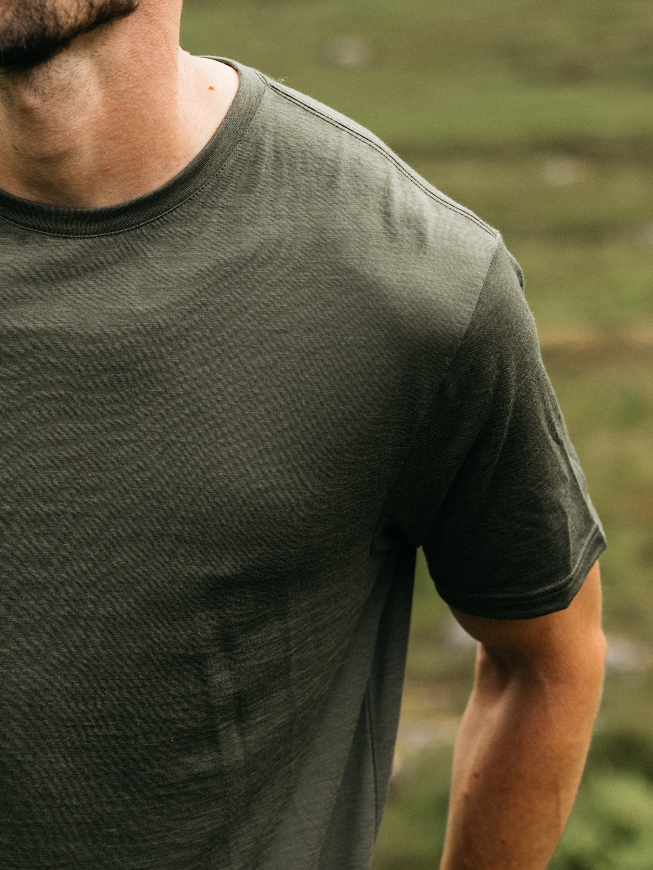 Men Merino Baselayer T-Shirt in Olive - Seeker