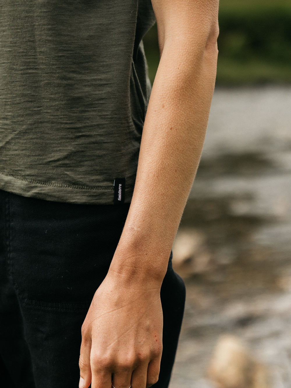 Women Merino T-Shirt Baselayer in Olive - Seeker